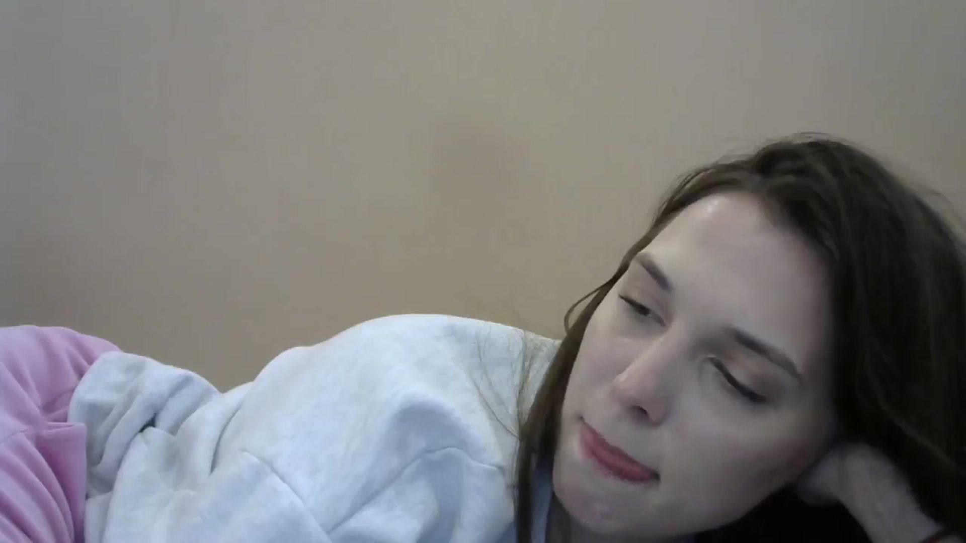 Gallery image thumbnail from HaleyReed's myfreecams stream on, 05/15/2024, 15:47 image 16 of 20