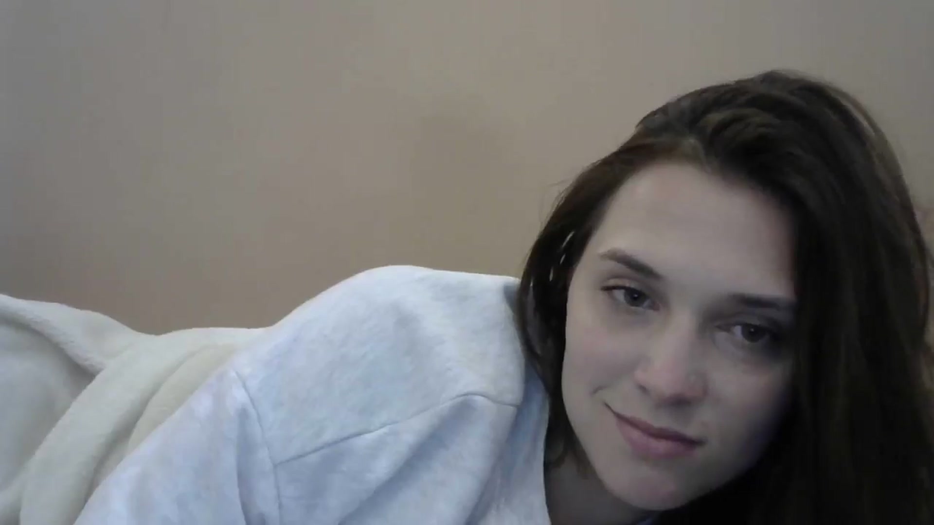 Gallery image thumbnail from HaleyReed's myfreecams stream on, 05/15/2024, 15:59 image 17 of 20