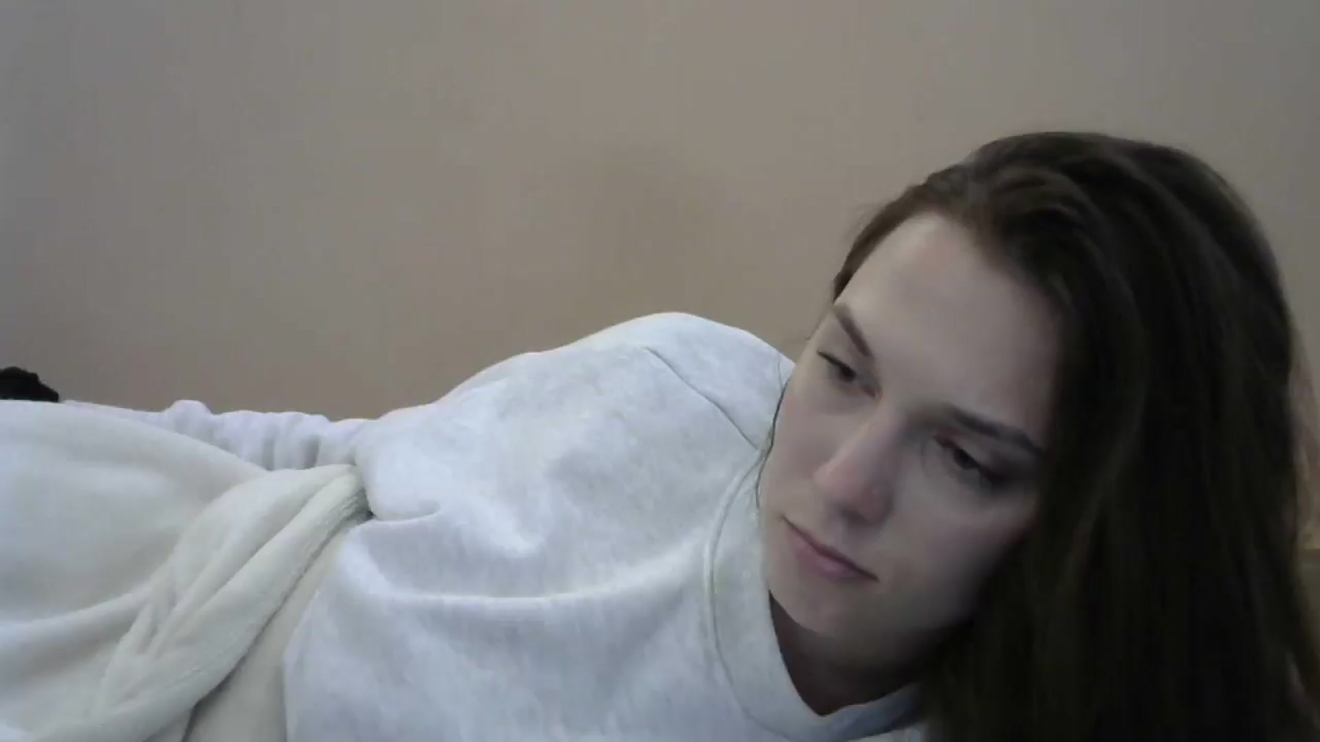 Gallery image thumbnail from HaleyReed's myfreecams stream on, 05/15/2024, 15:59 image 16 of 20