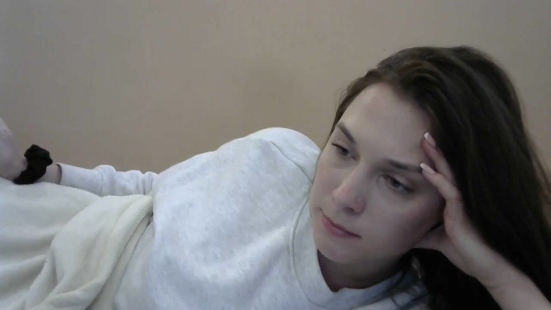 Gallery image thumbnail from HaleyReed's myfreecams stream on, 05/15/2024, 15:59 image 19 of 20