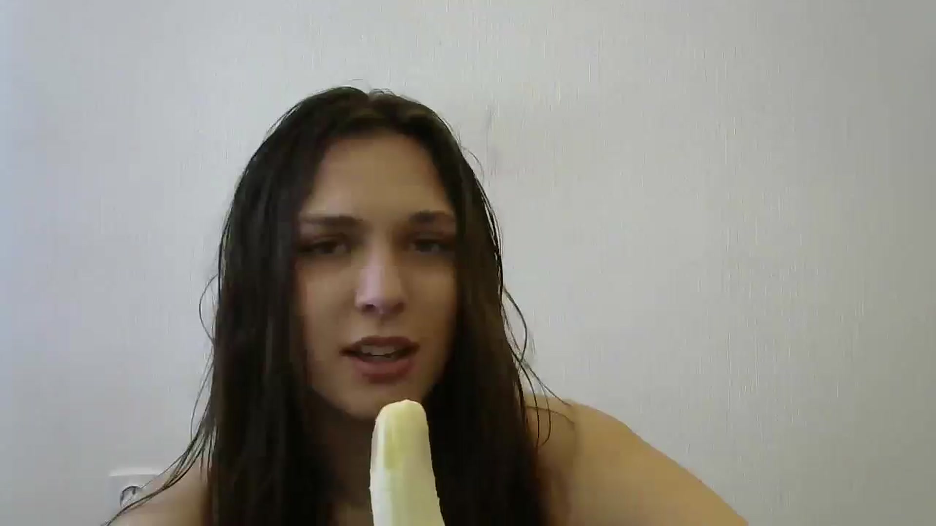 Gallery image thumbnail from HaleyReed's myfreecams stream on, 05/16/2024, 12:30 image 2 of 20