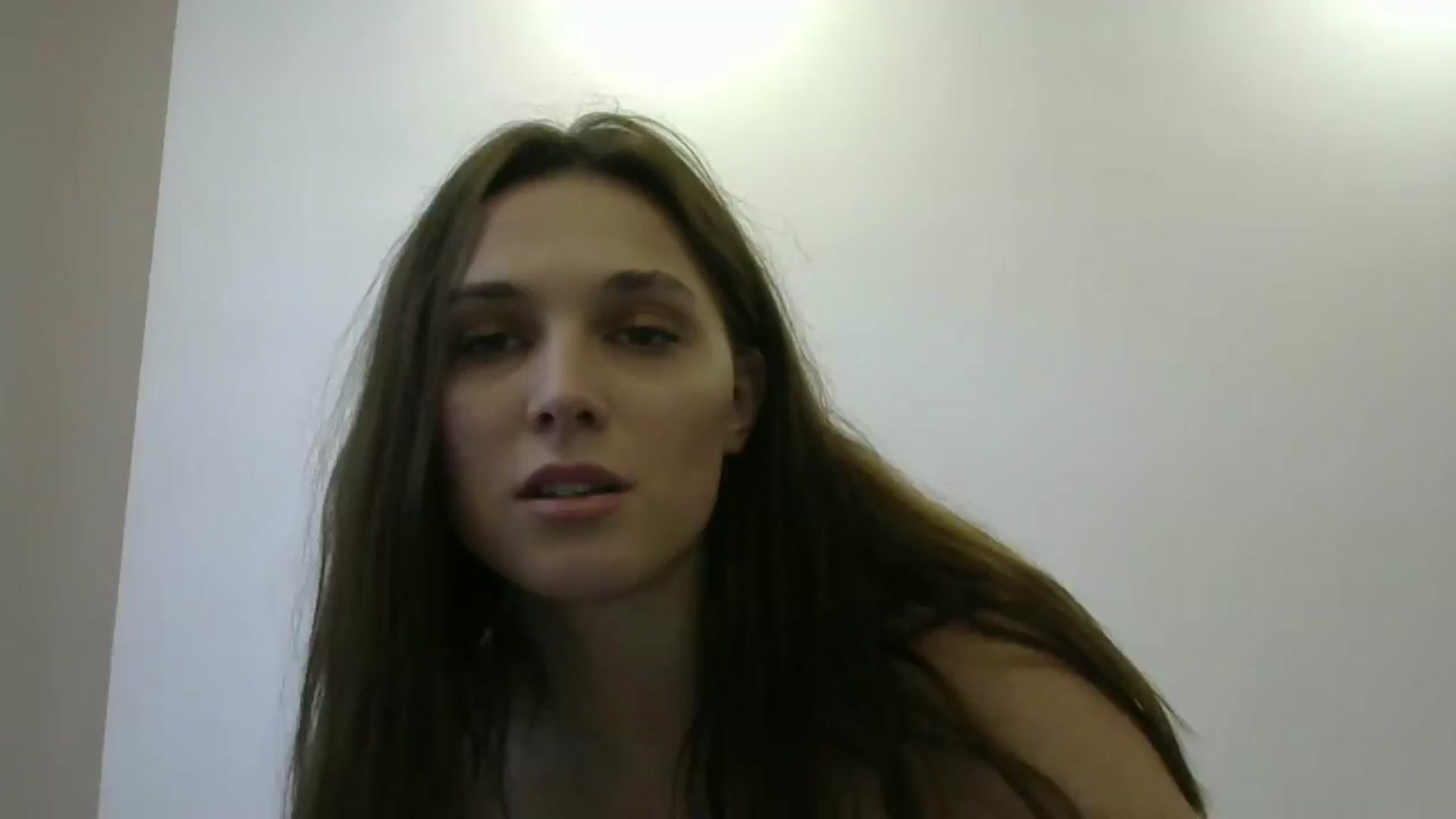 Gallery image thumbnail from HaleyReed's myfreecams stream on, 05/16/2024, 12:48 image 16 of 20