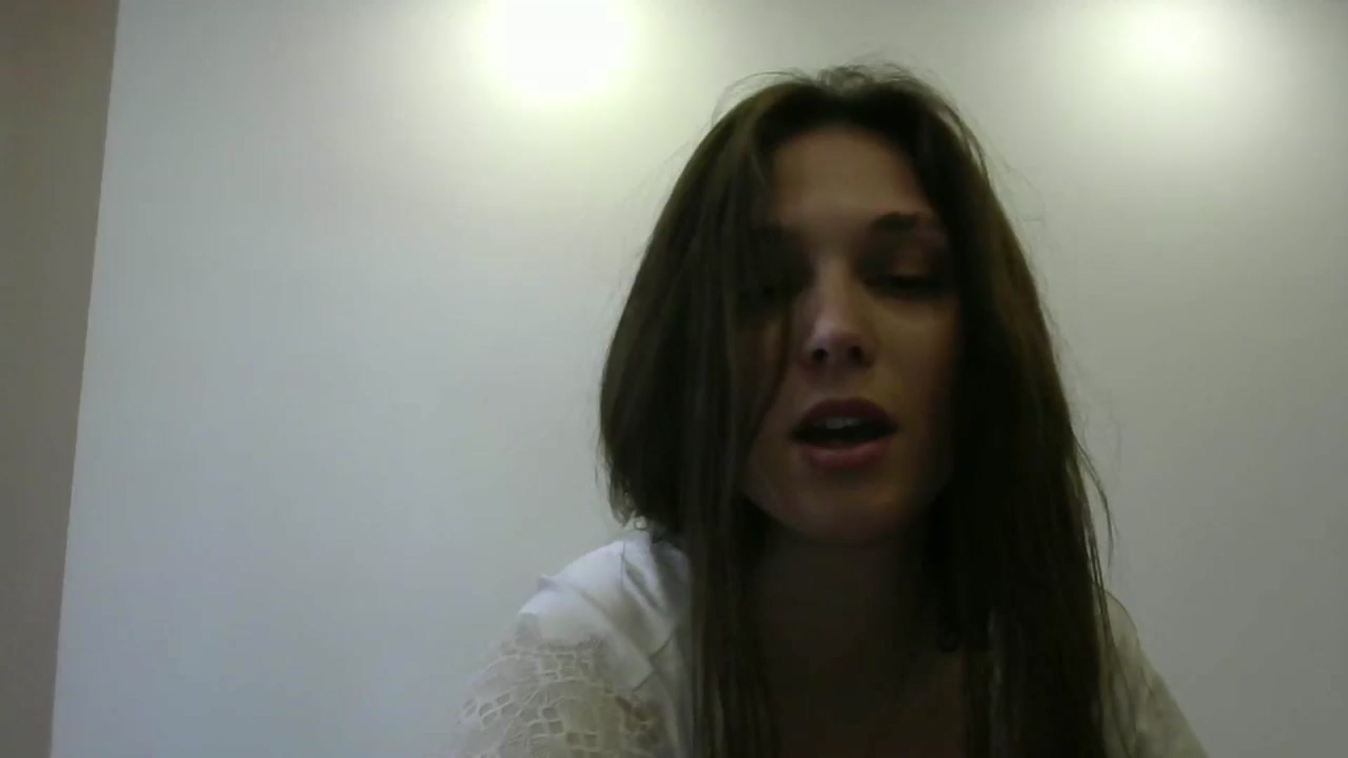 Gallery image thumbnail from HaleyReed's myfreecams stream on, 05/16/2024, 12:48 image 6 of 20