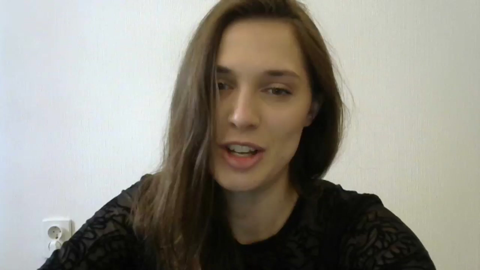 Gallery image thumbnail from HaleyReed's myfreecams stream on, 05/17/2024, 09:06 image 19 of 20