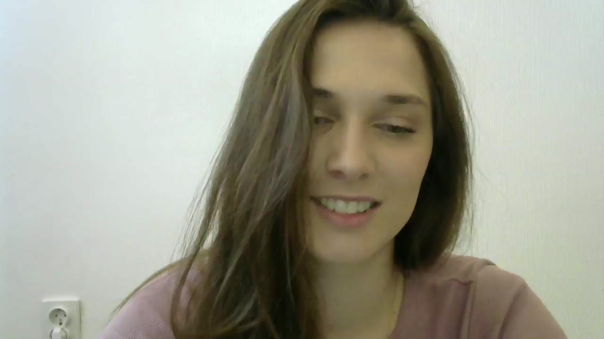 Gallery image thumbnail from HaleyReed's myfreecams stream on, 05/19/2024, 10:32 image 18 of 20