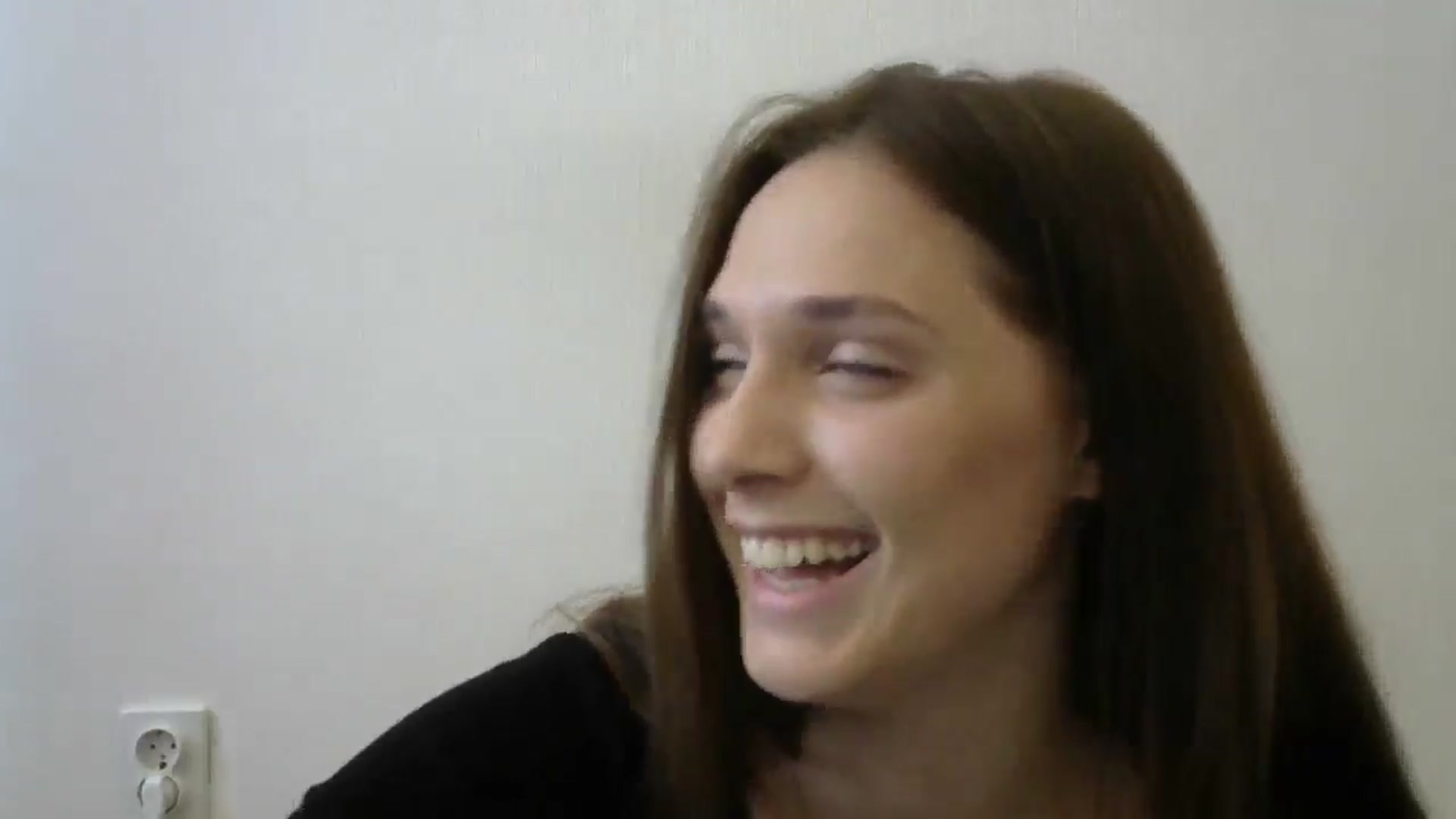 Gallery image thumbnail from HaleyReed's myfreecams stream on, 05/20/2024, 10:23 image 17 of 20