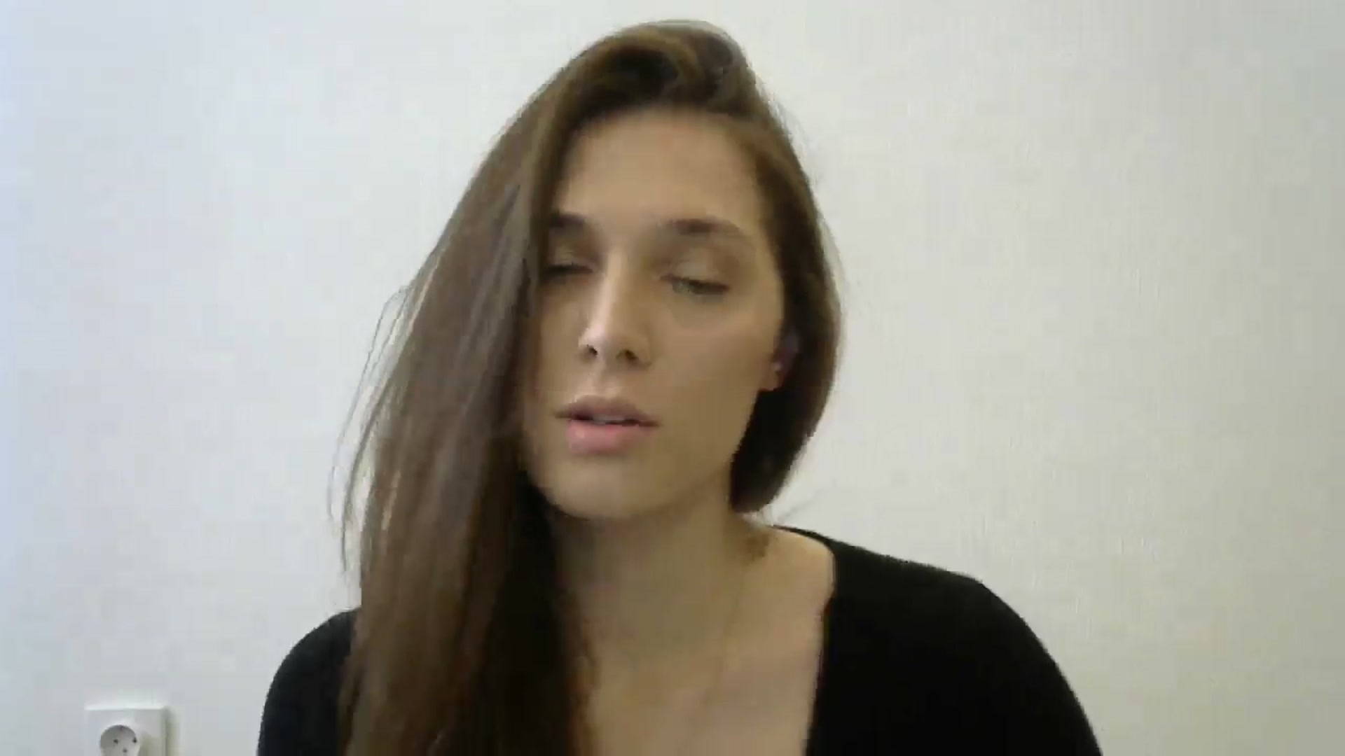 Gallery image thumbnail from HaleyReed's myfreecams stream on, 05/20/2024, 10:37 image 7 of 20