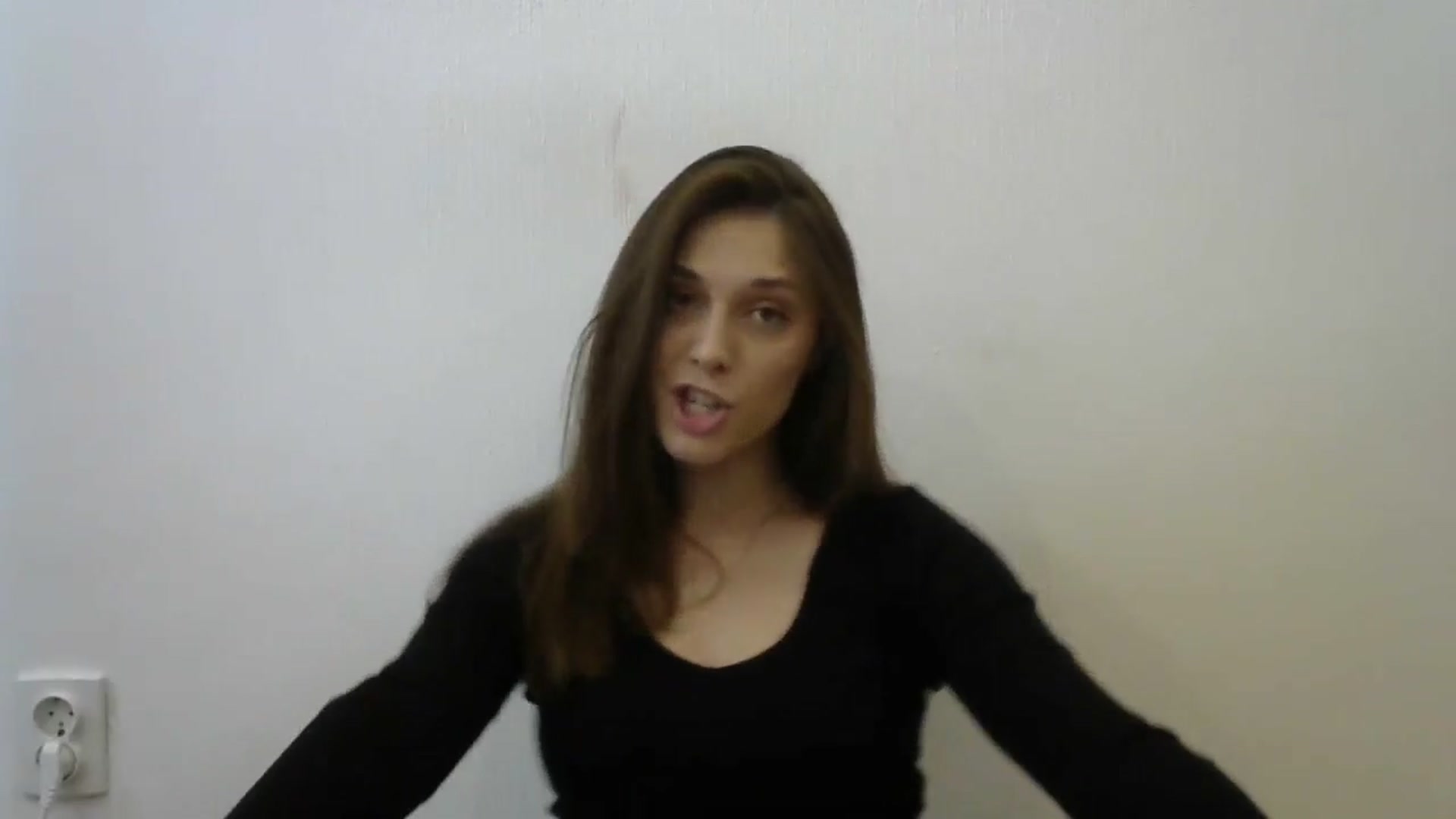 Gallery image thumbnail from HaleyReed's myfreecams stream on, 05/20/2024, 12:09 image 7 of 20