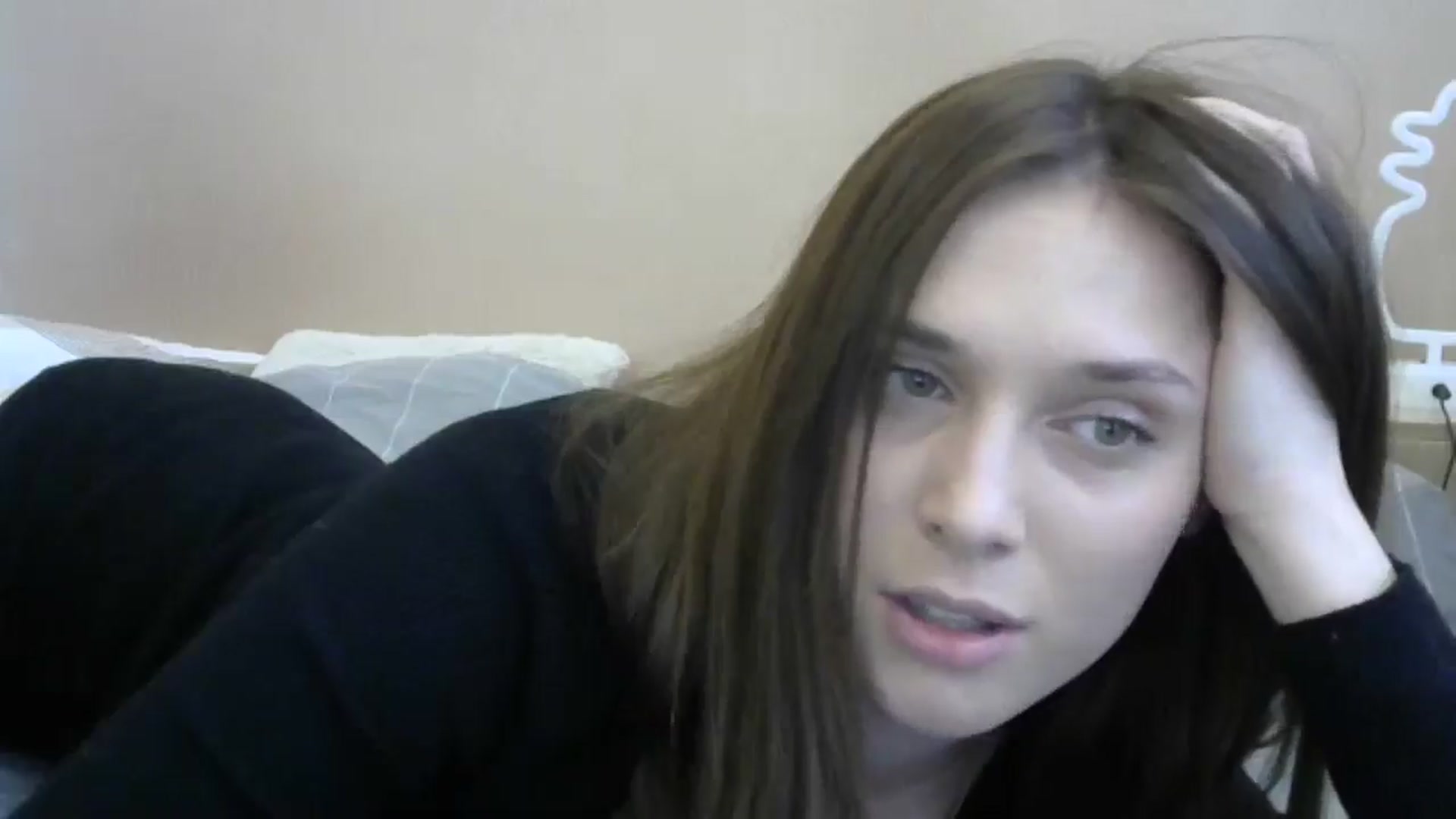 Gallery image thumbnail from HaleyReed's myfreecams stream on, 05/20/2024, 12:28 image 9 of 20