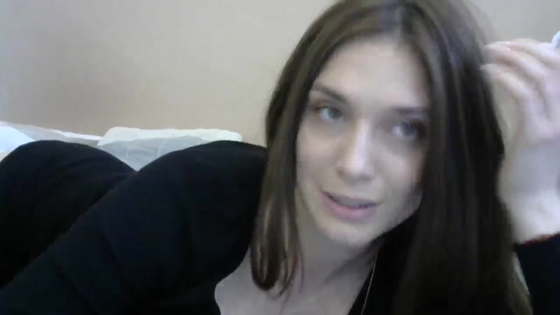 Gallery image thumbnail from HaleyReed's myfreecams stream on, 05/20/2024, 12:28 image 12 of 20