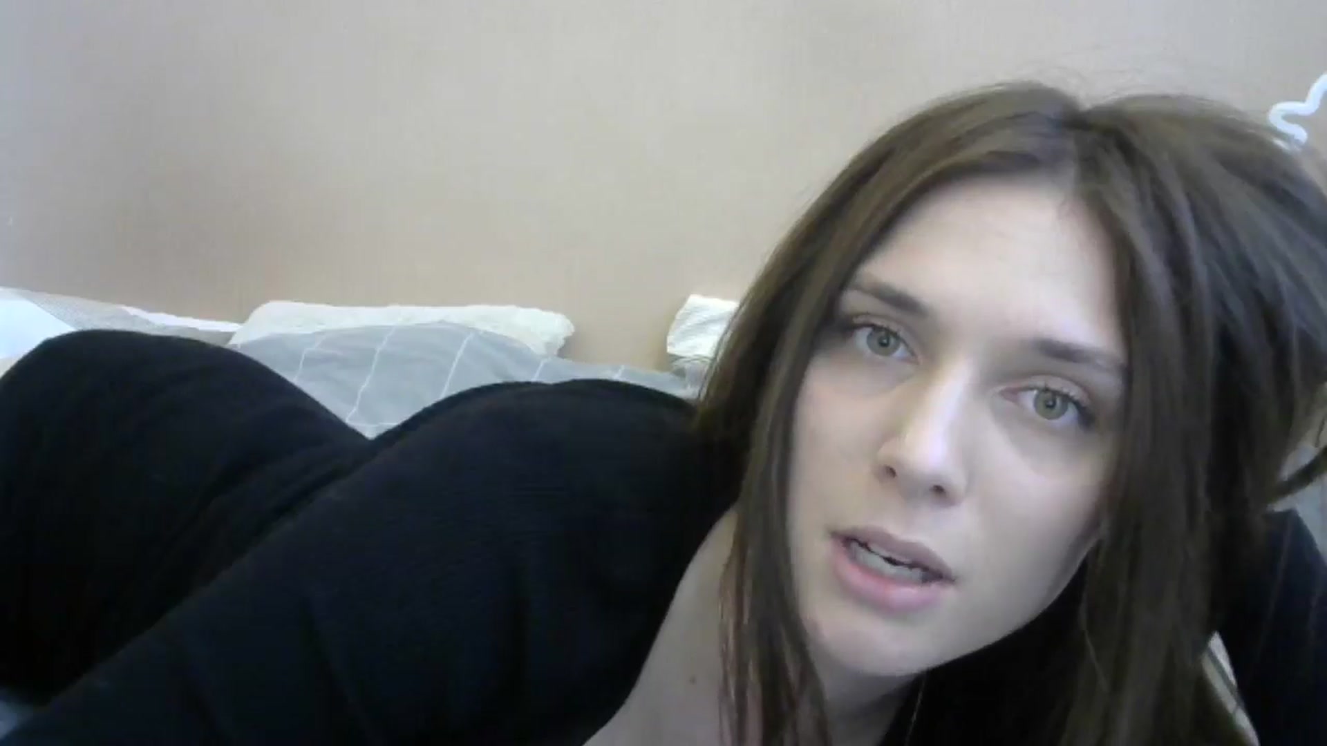 Gallery image thumbnail from HaleyReed's myfreecams stream on, 05/20/2024, 12:28 image 13 of 20