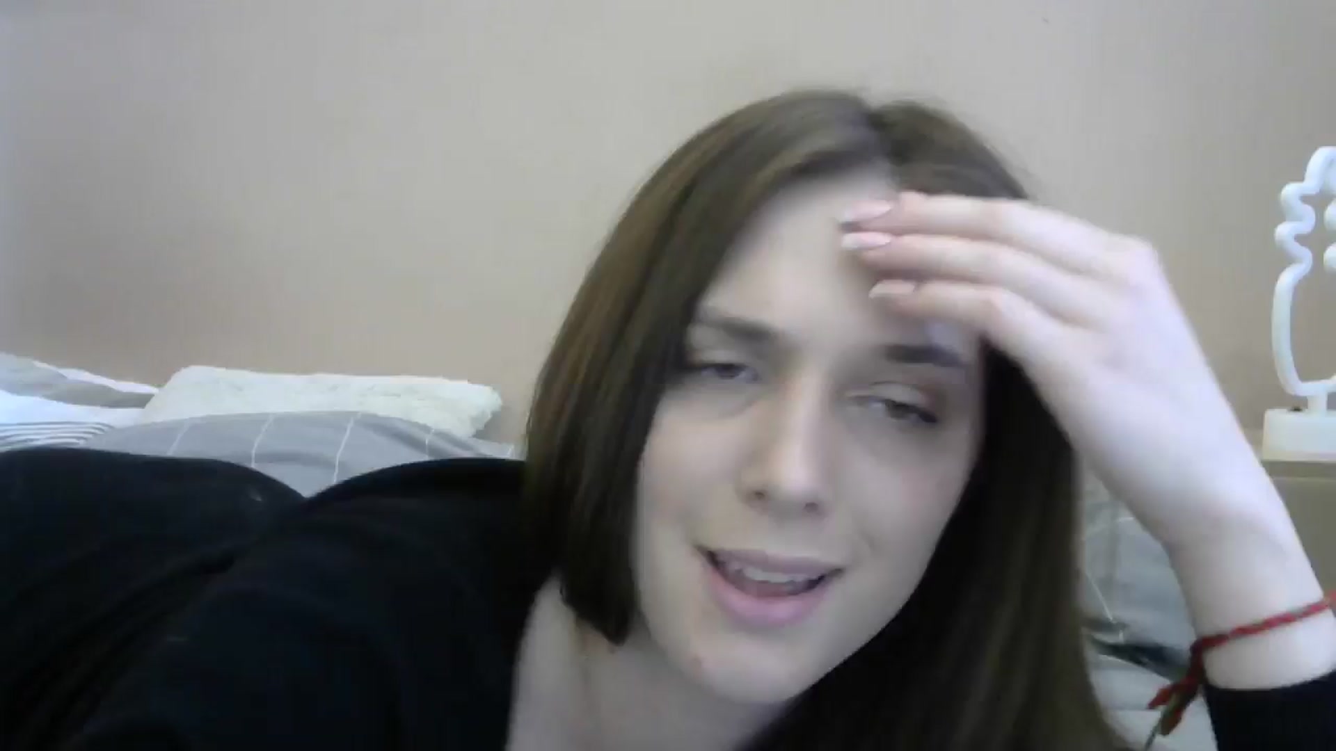 Gallery image thumbnail from HaleyReed's myfreecams stream on, 05/20/2024, 13:01 image 8 of 20
