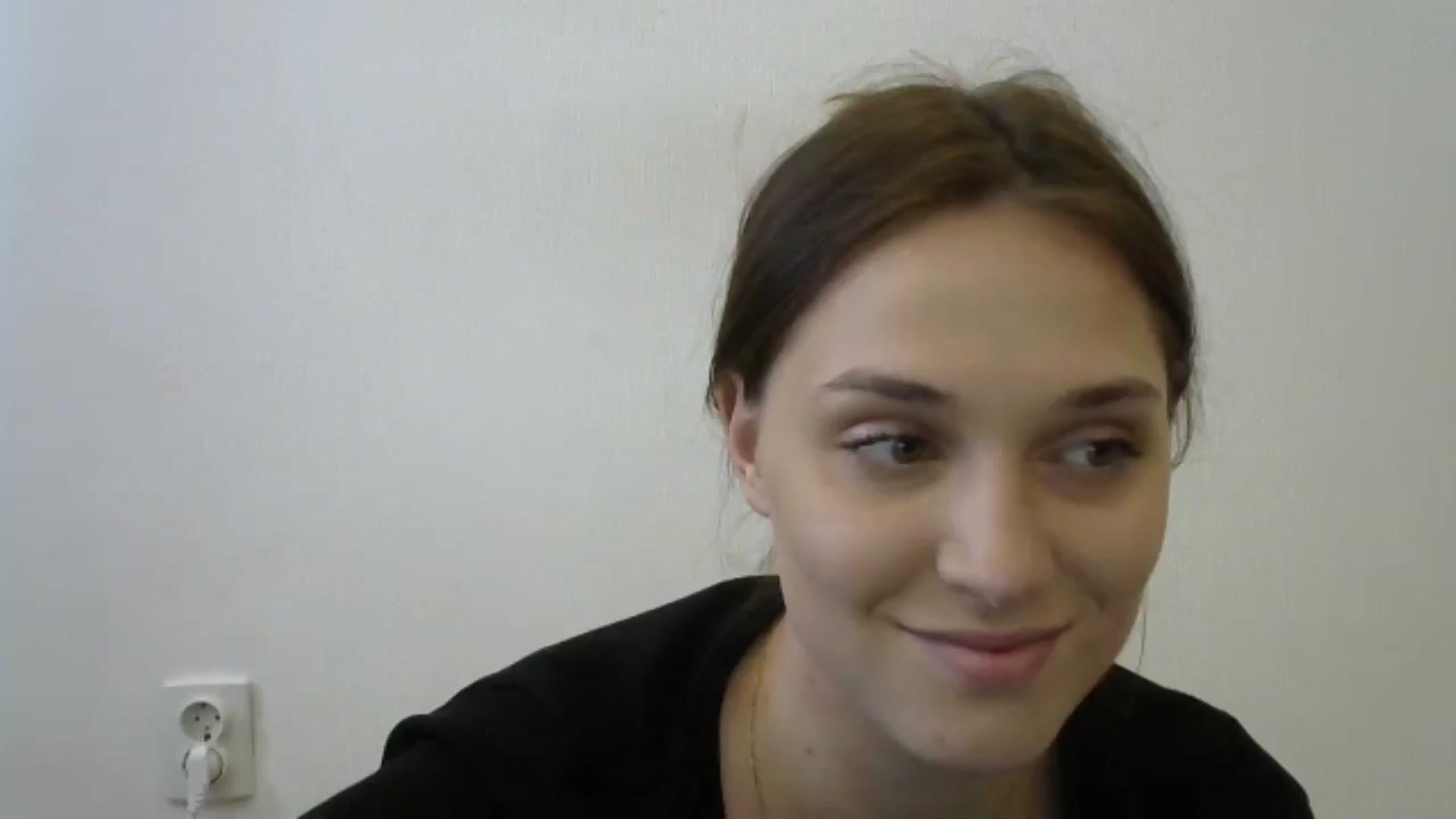 Gallery image thumbnail from HaleyReed's myfreecams stream on, 05/20/2024, 14:20 image 14 of 20