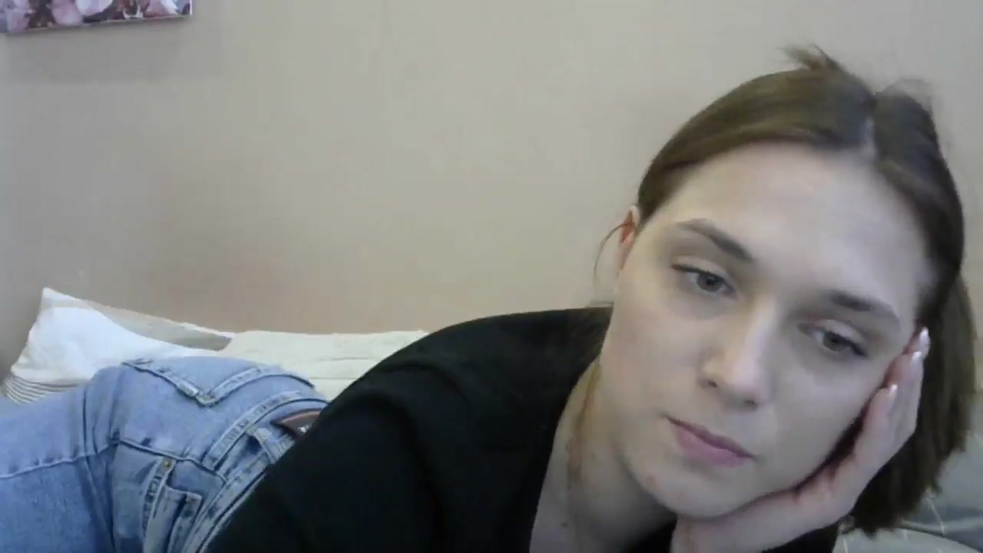 Gallery image thumbnail from HaleyReed's myfreecams stream on, 05/20/2024, 15:01 image 14 of 20