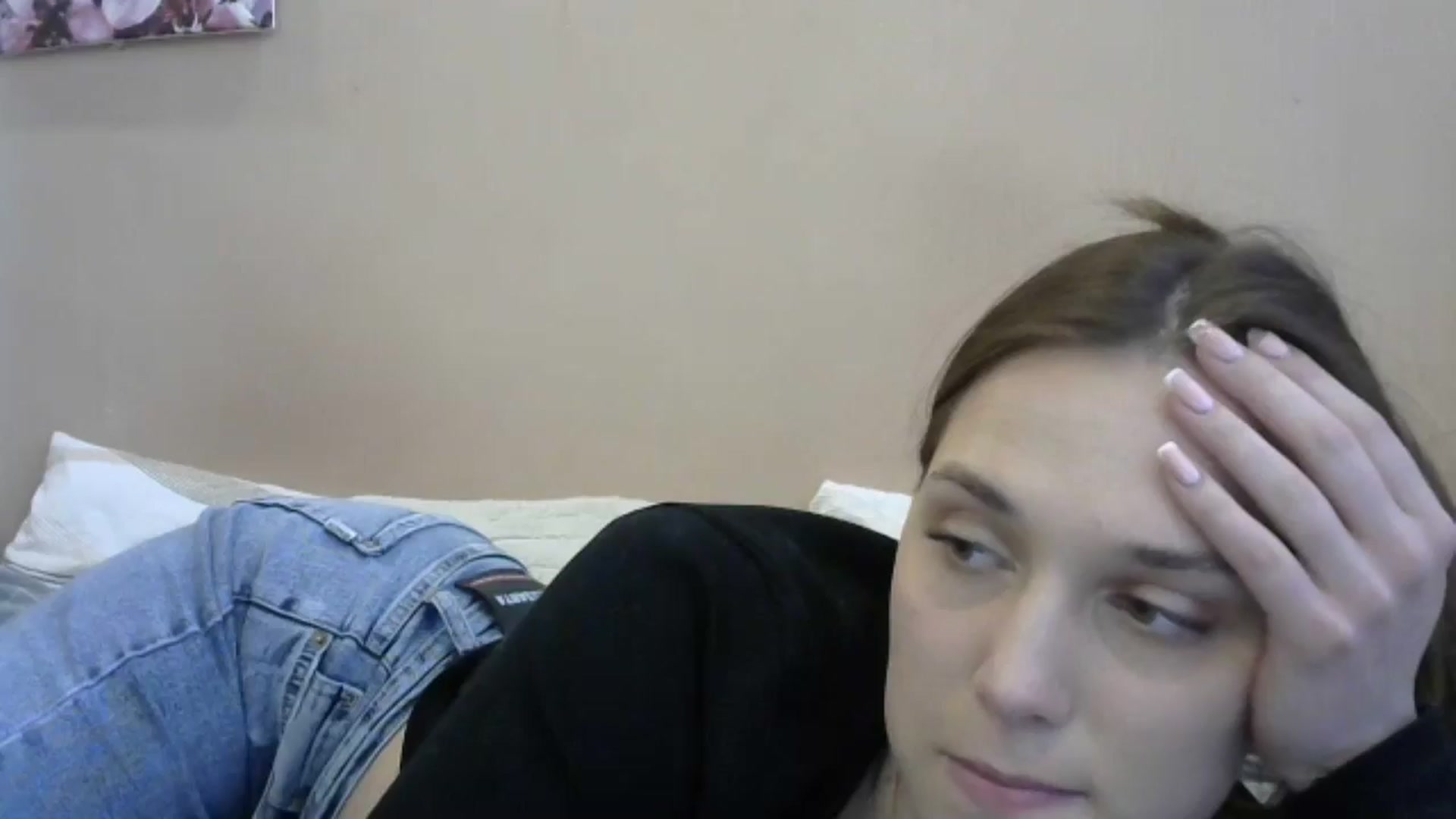 Gallery image thumbnail from HaleyReed's myfreecams stream on, 05/20/2024, 15:42 image 2 of 20