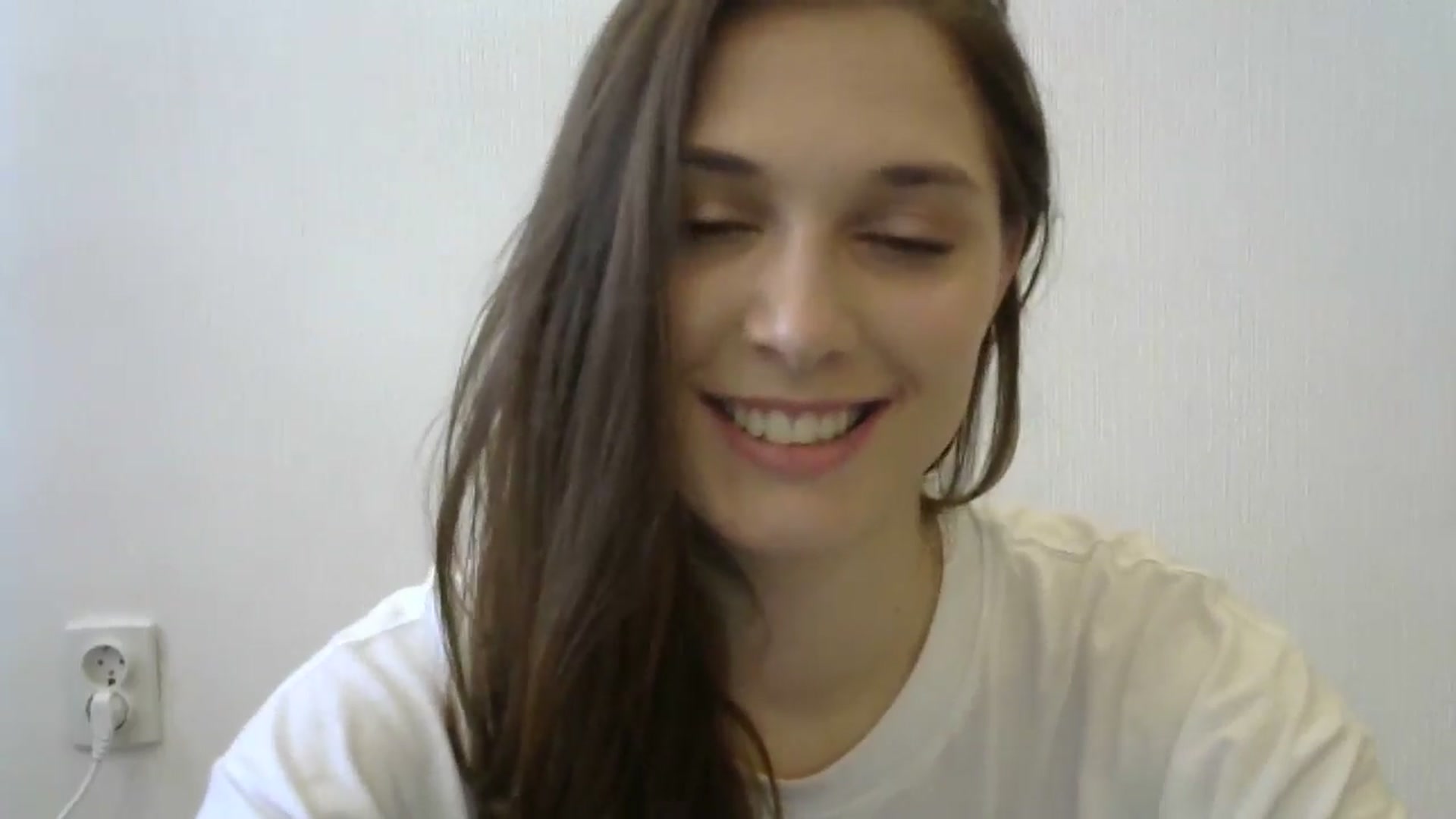 Gallery image thumbnail from HaleyReed's myfreecams stream on, 05/21/2024, 08:44 image 16 of 20