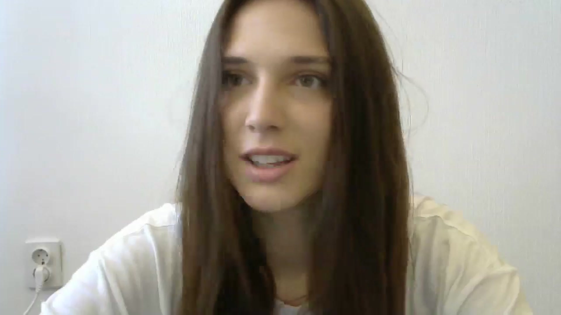 Gallery image thumbnail from HaleyReed's myfreecams stream on, 05/21/2024, 08:44 image 4 of 20