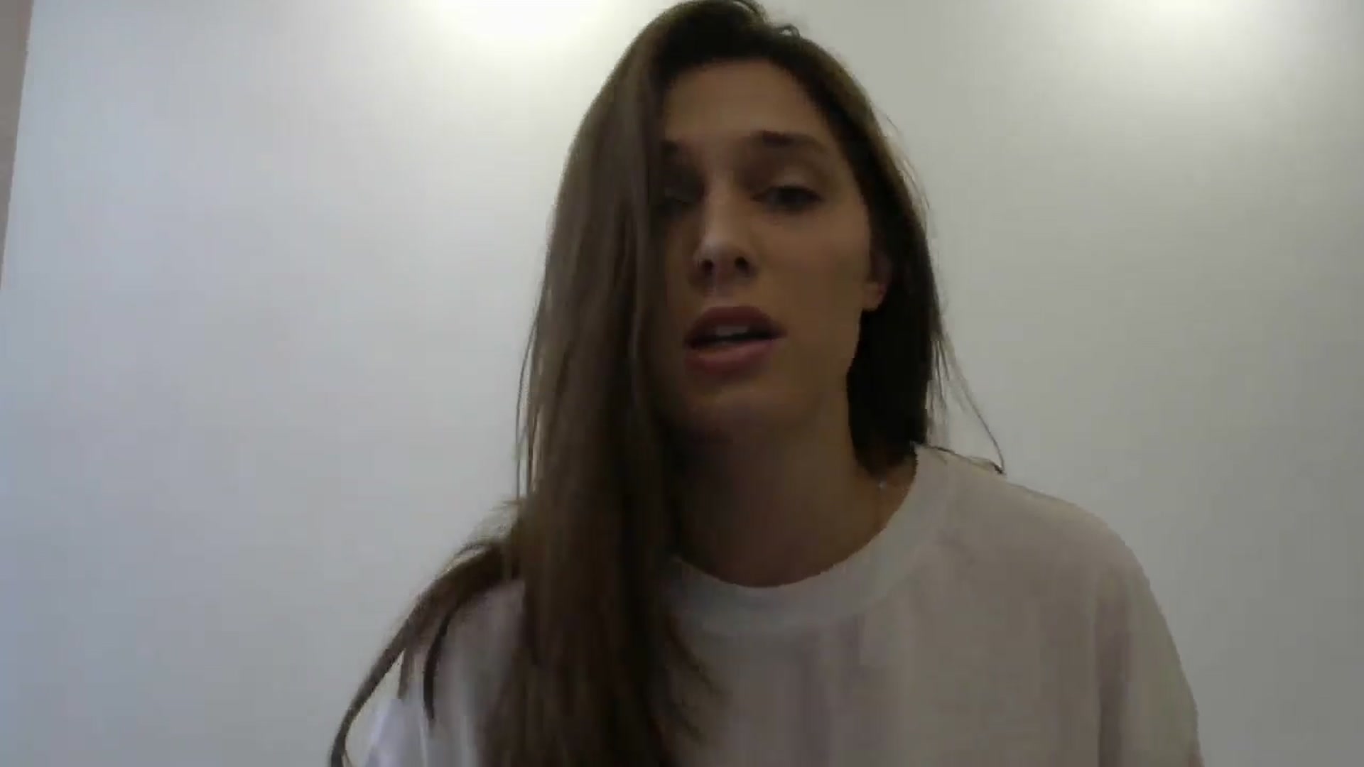 Gallery image thumbnail from HaleyReed's myfreecams stream on, 05/21/2024, 09:35 image 13 of 20