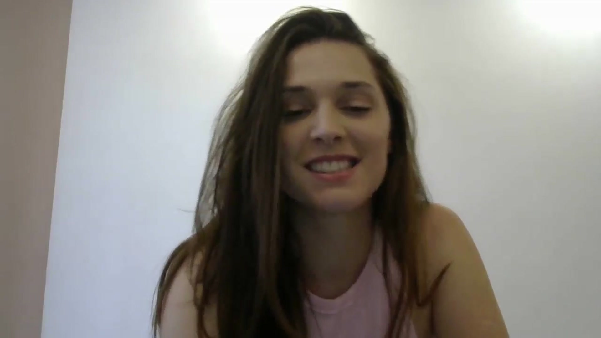 Gallery image thumbnail from HaleyReed's myfreecams stream on, 05/22/2024, 16:12 image 14 of 20