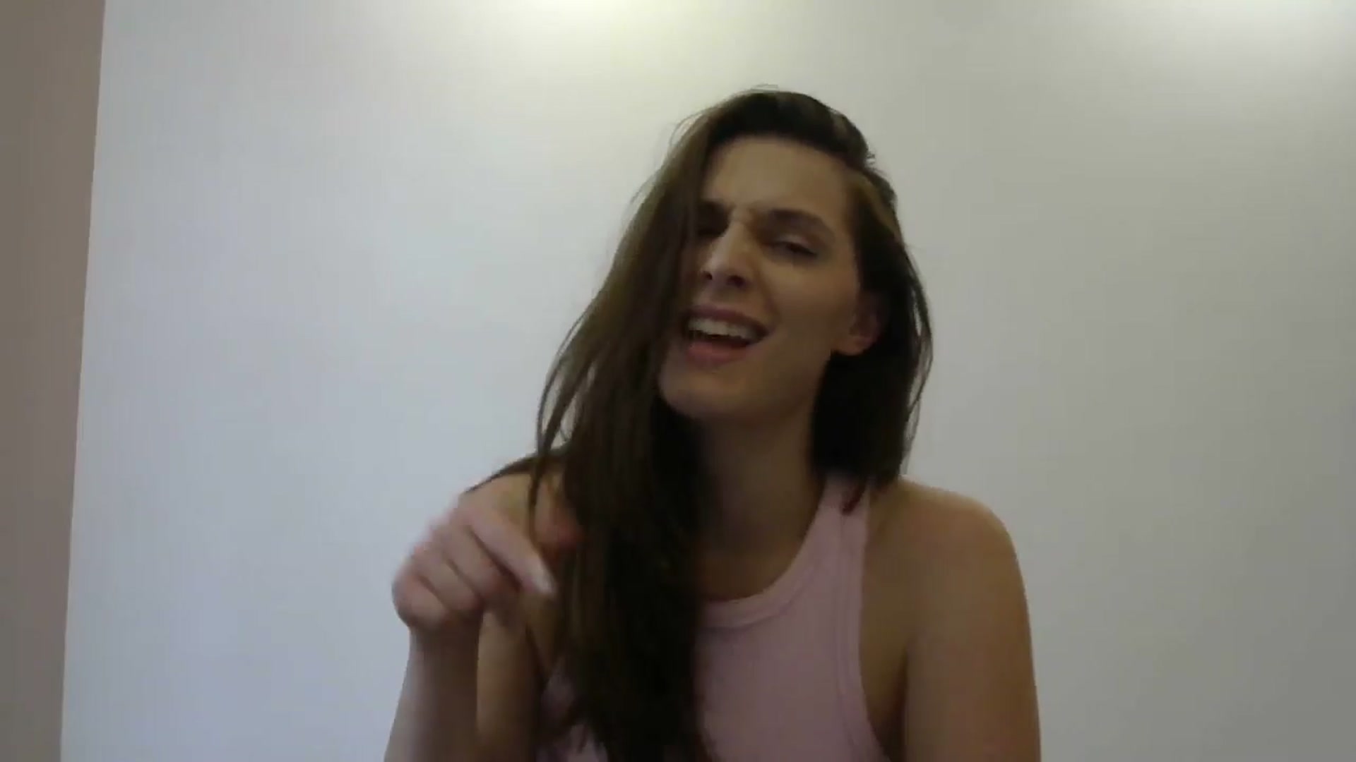 Gallery image thumbnail from HaleyReed's myfreecams stream on, 05/22/2024, 16:12 image 13 of 20