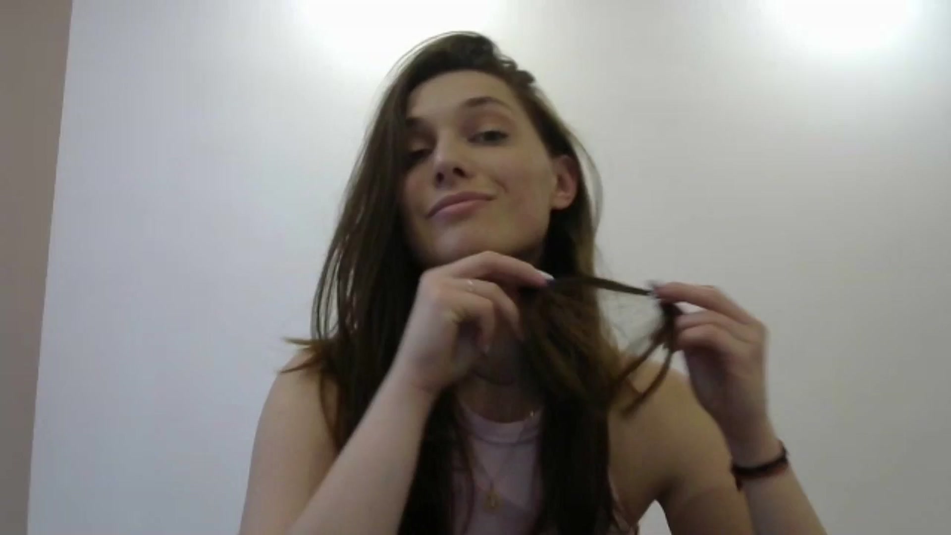 Gallery image thumbnail from HaleyReed's myfreecams stream on, 05/22/2024, 16:50 image 1 of 20