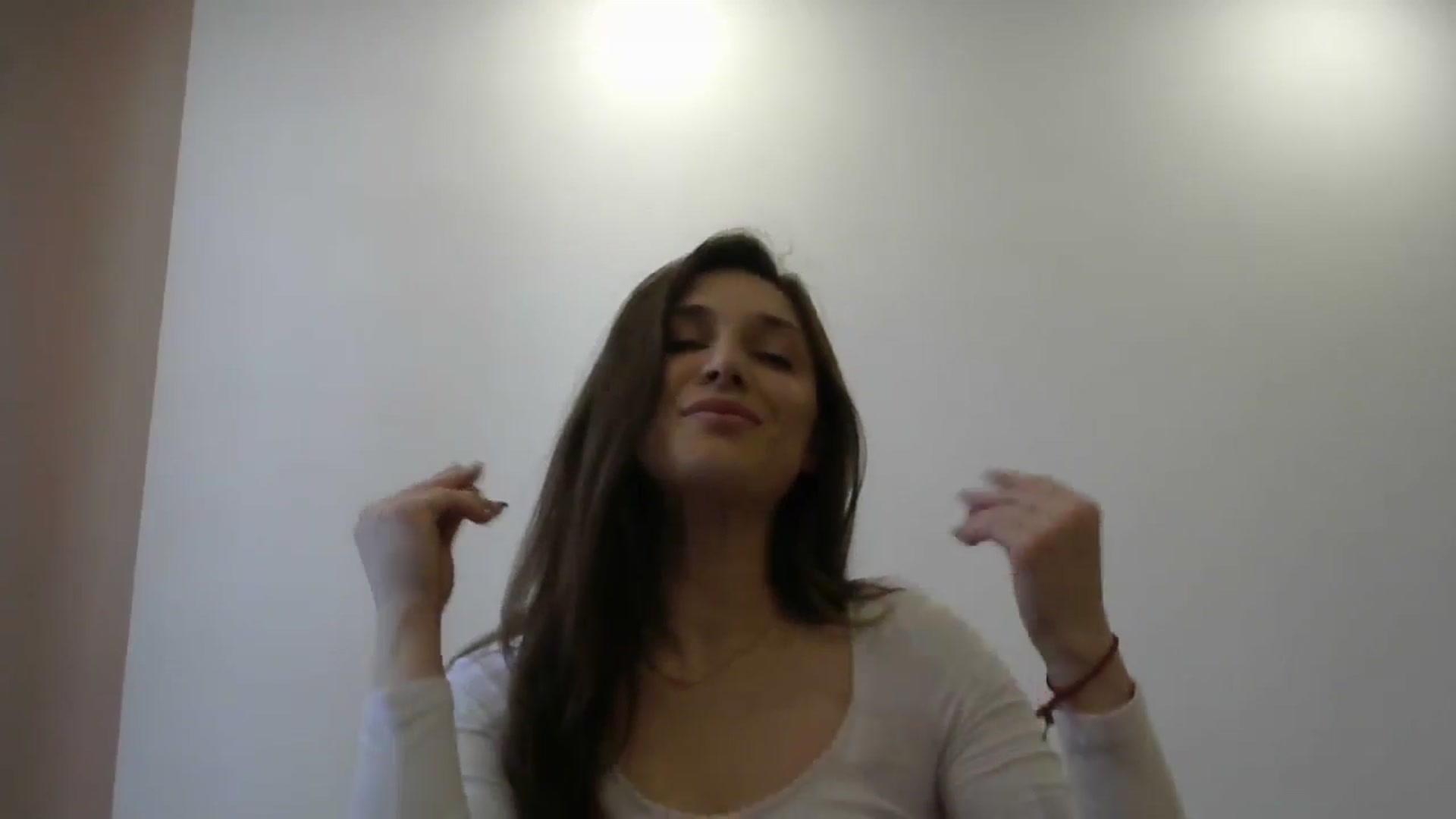 Gallery image thumbnail from HaleyReed's myfreecams stream on, 05/23/2024, 11:28 image 12 of 20