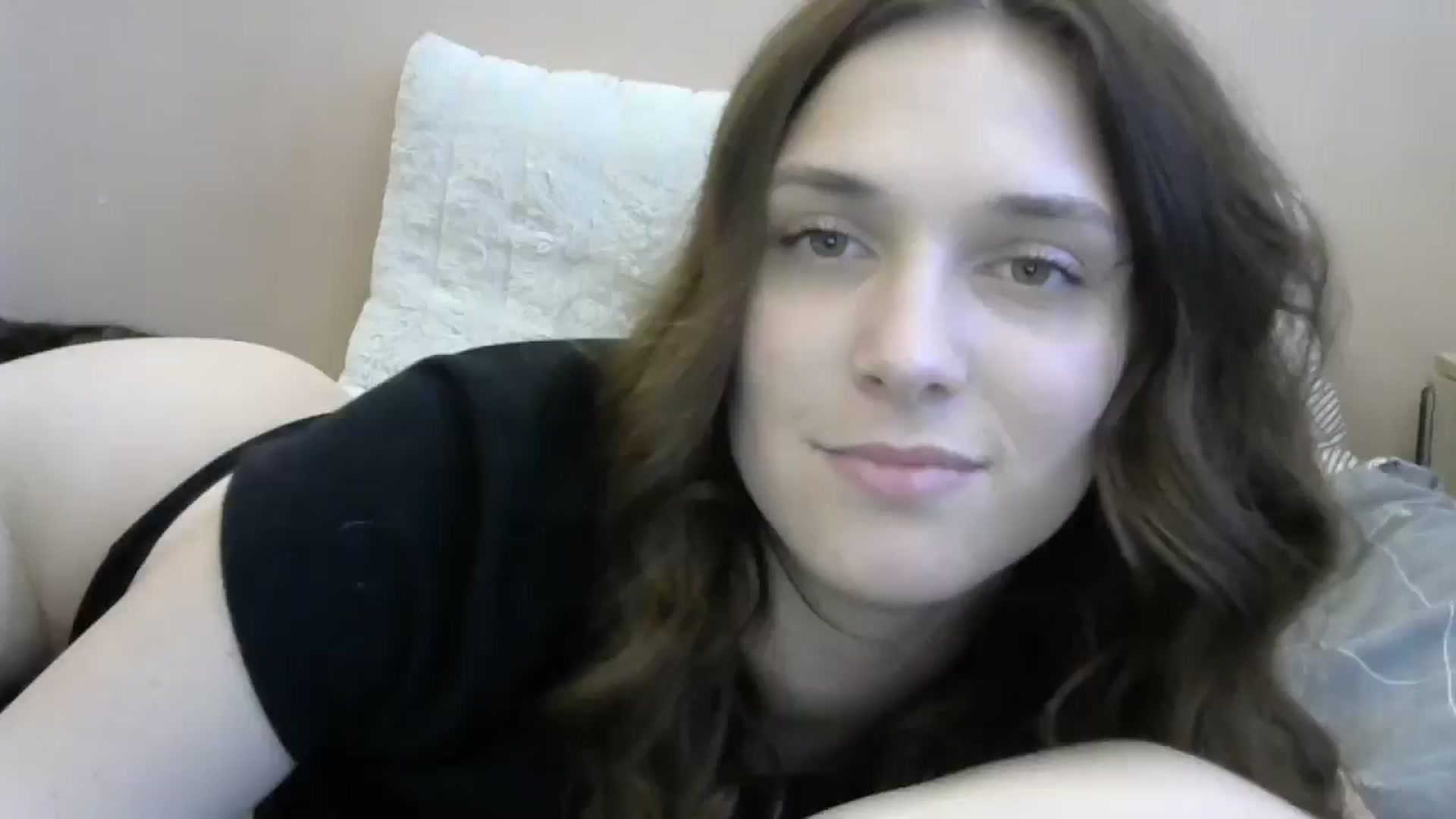 Gallery image thumbnail from HaleyReed's myfreecams stream on, 05/24/2024, 13:22 image 13 of 20