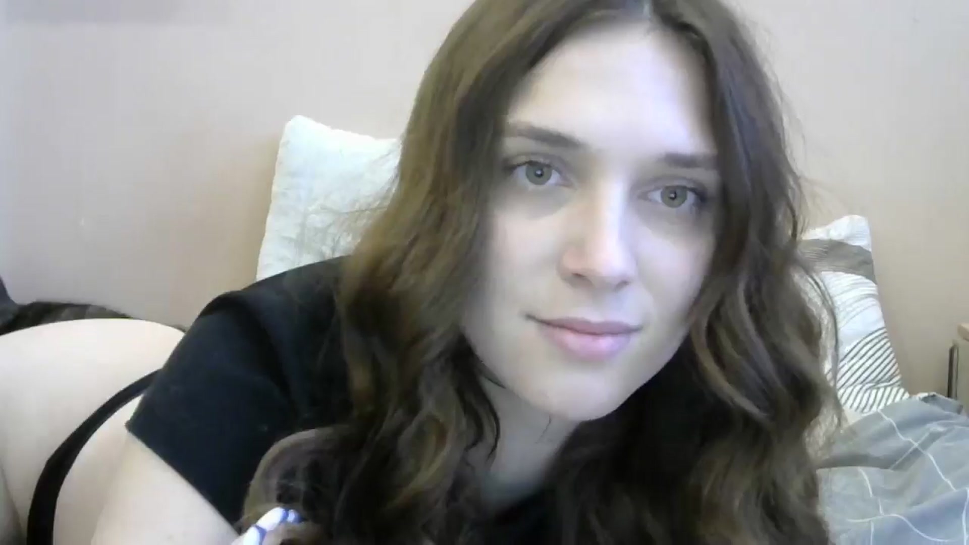 Gallery image thumbnail from HaleyReed's myfreecams stream on, 05/24/2024, 13:22 image 19 of 20