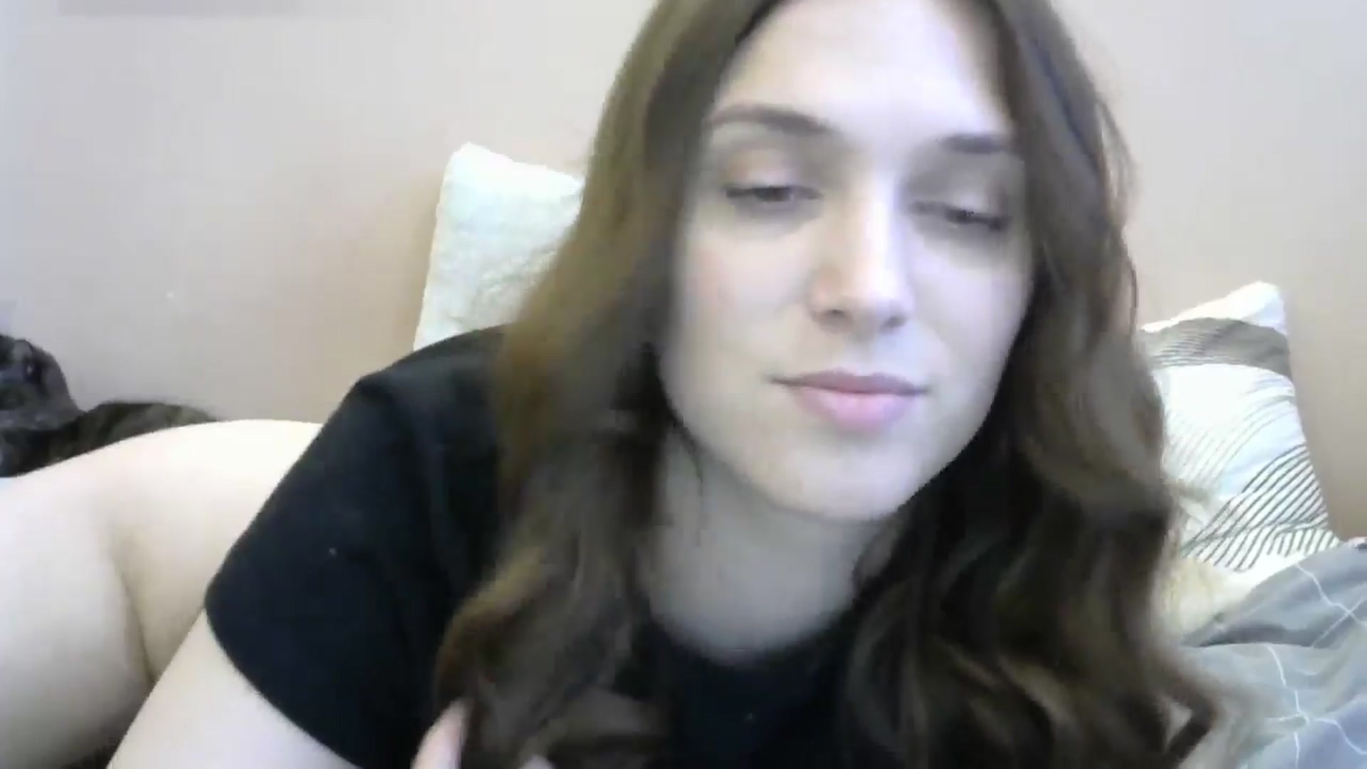 Gallery image thumbnail from HaleyReed's myfreecams stream on, 05/24/2024, 13:22 image 3 of 20
