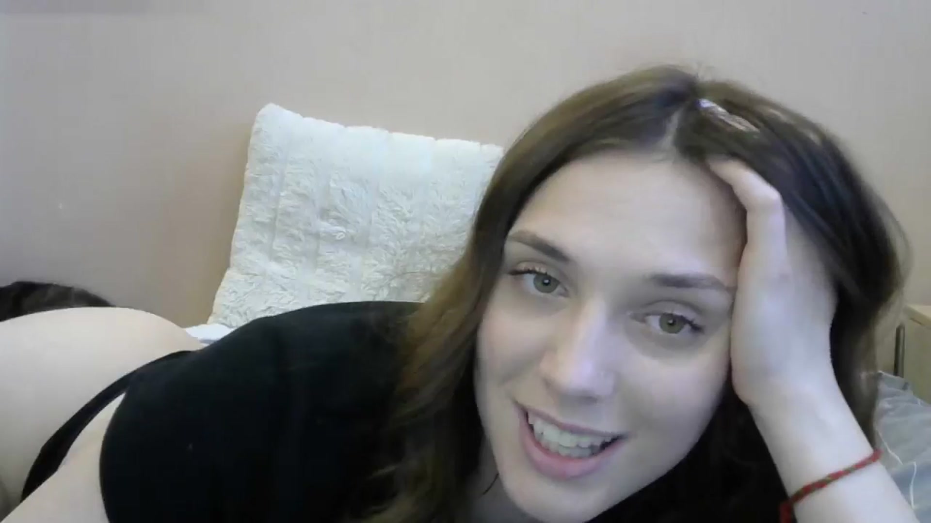 Gallery image thumbnail from HaleyReed's myfreecams stream on, 05/24/2024, 13:22 image 2 of 20
