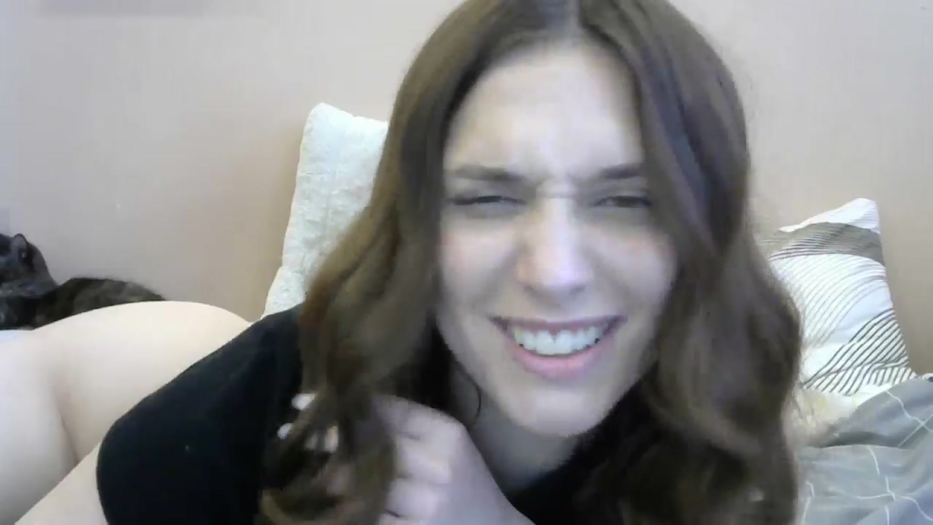 Gallery image thumbnail from HaleyReed's myfreecams stream on, 05/24/2024, 13:22 image 4 of 20