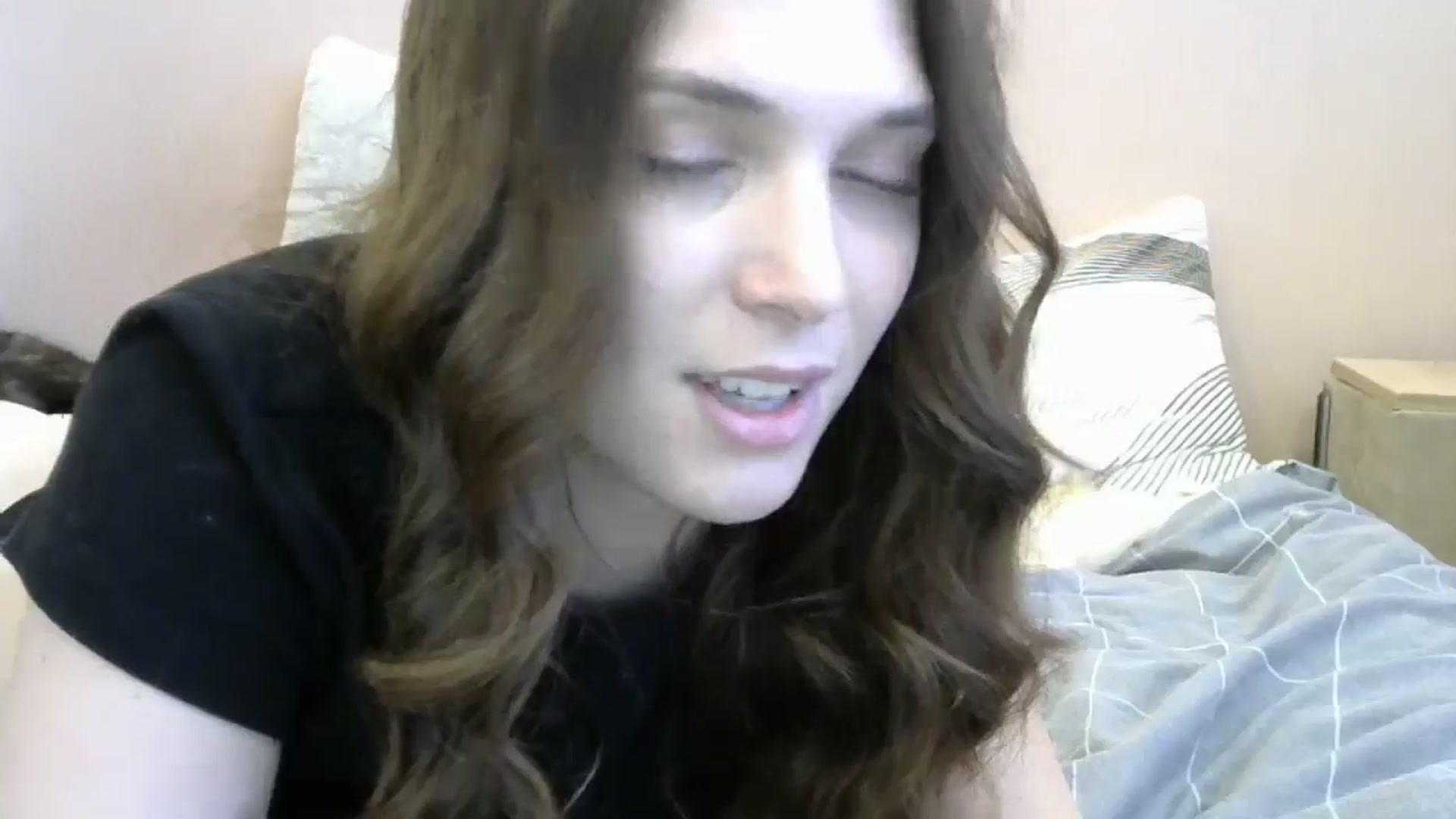 Gallery image thumbnail from HaleyReed's myfreecams stream on, 05/24/2024, 13:22 image 6 of 20
