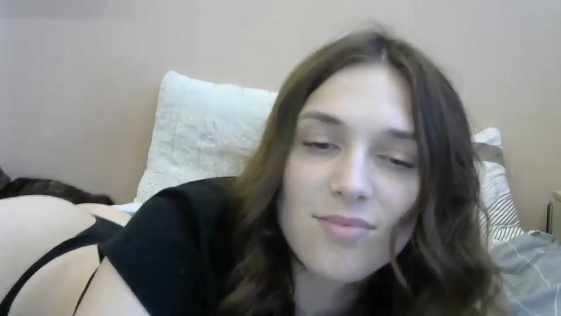 Gallery image thumbnail from HaleyReed's myfreecams stream on, 05/24/2024, 14:02 image 2 of 20
