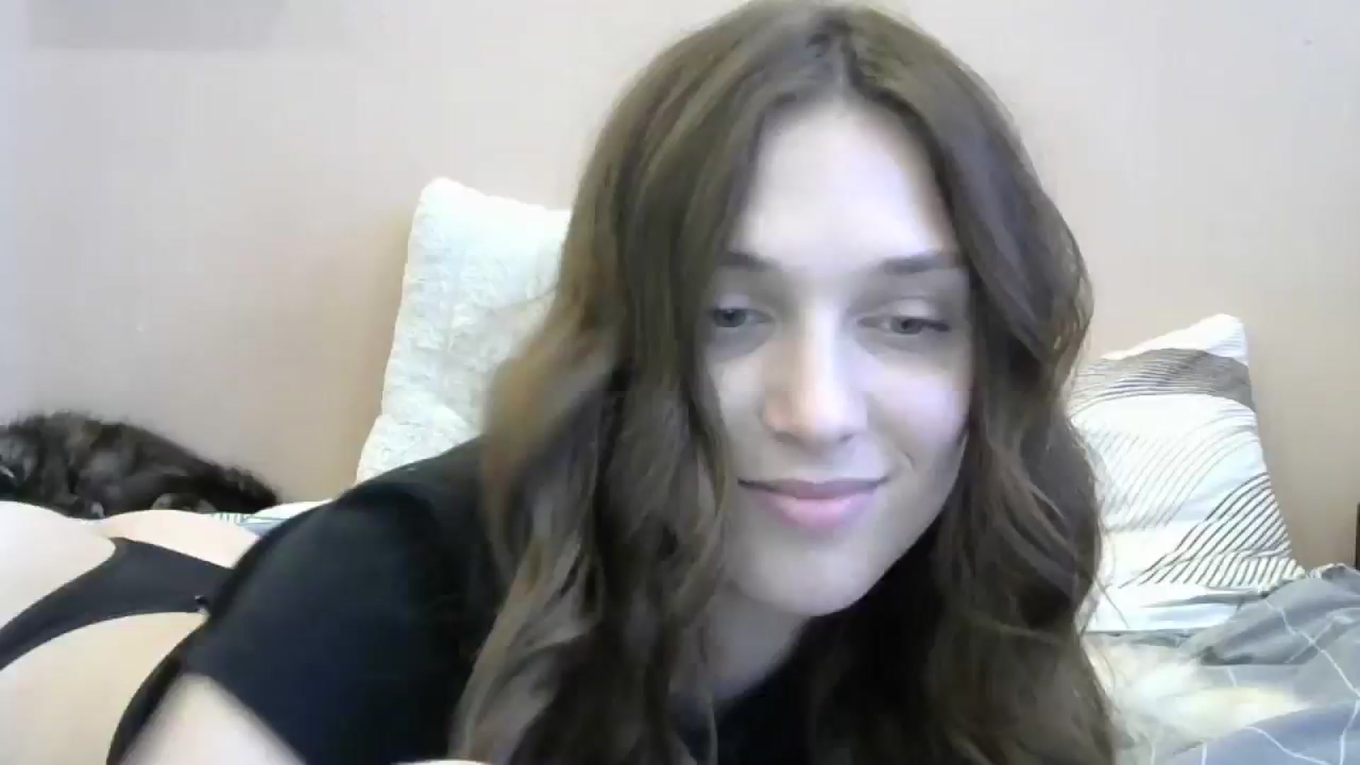 Gallery image thumbnail from HaleyReed's myfreecams stream on, 05/24/2024, 14:02 image 15 of 20