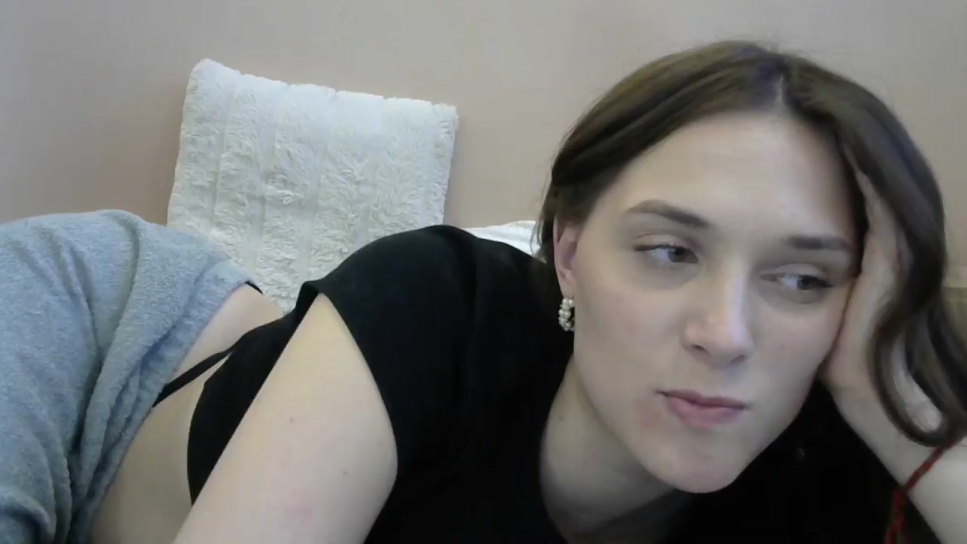 Gallery image thumbnail from HaleyReed's myfreecams stream on, 05/24/2024, 15:04 image 8 of 20
