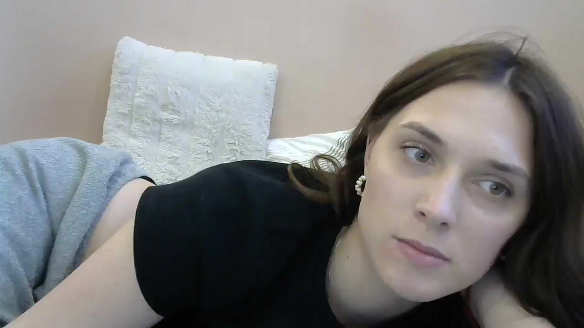Gallery image thumbnail from HaleyReed's myfreecams stream on, 05/24/2024, 15:04 image 14 of 20