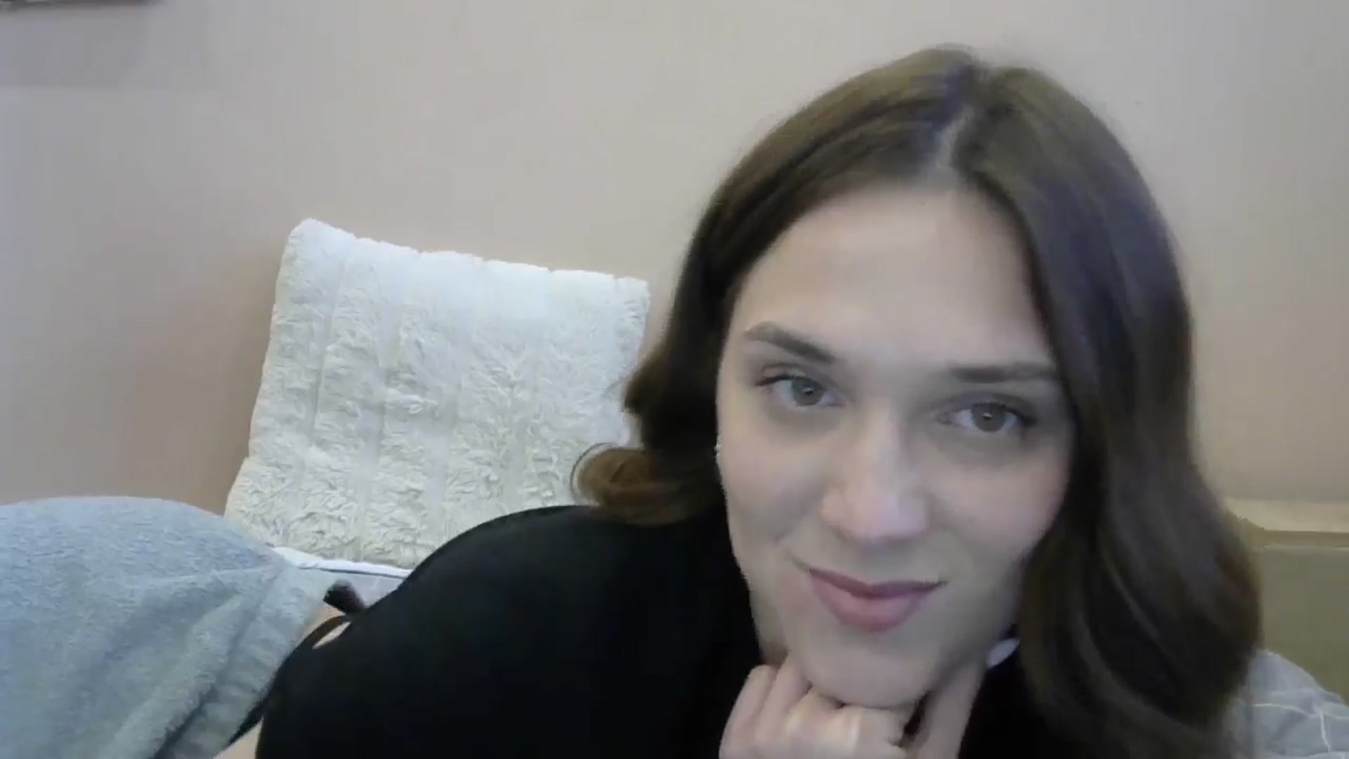 Gallery image thumbnail from HaleyReed's myfreecams stream on, 05/24/2024, 15:04 image 7 of 20