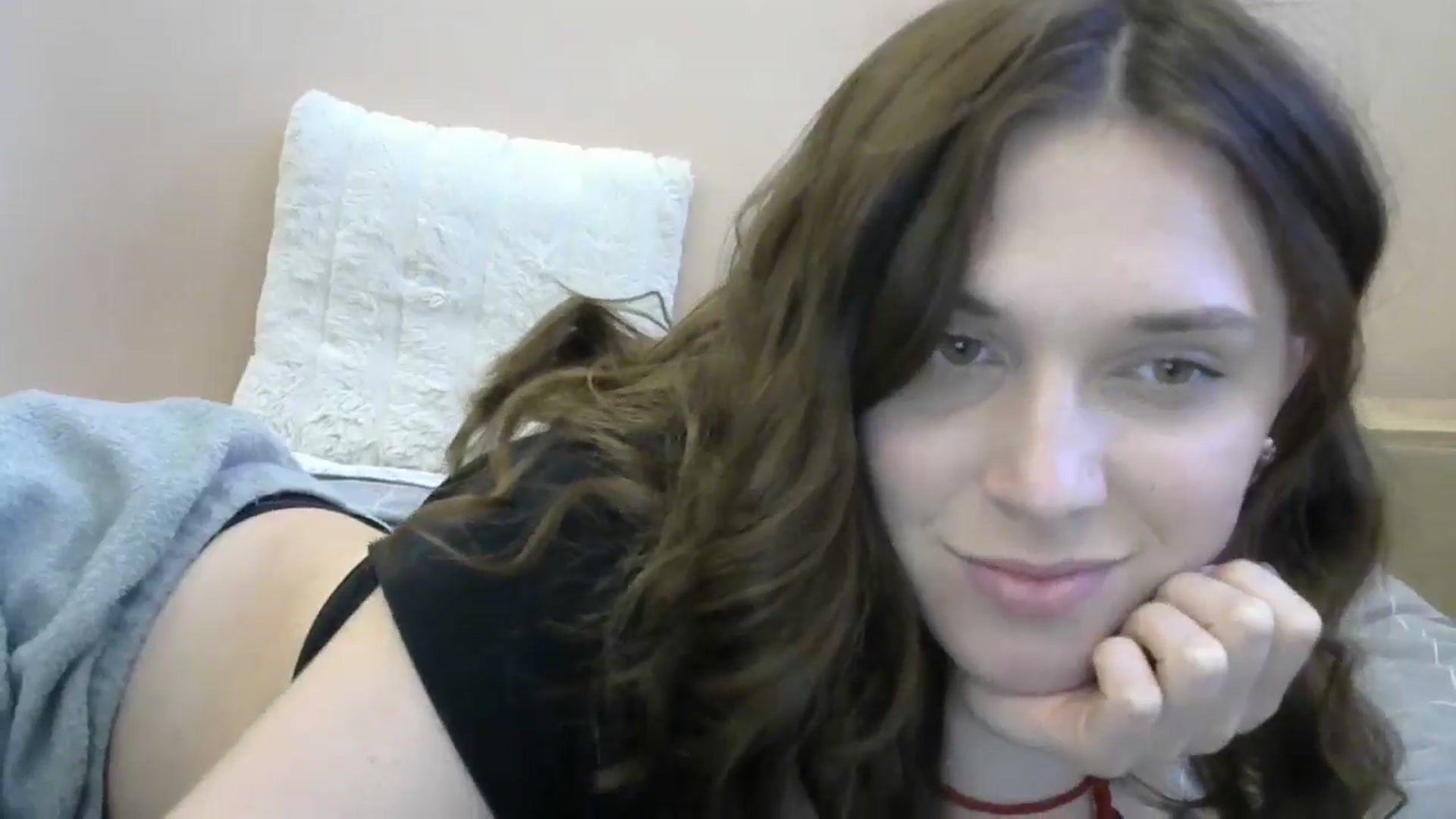 Gallery image thumbnail from HaleyReed's myfreecams stream on, 05/24/2024, 15:16 image 7 of 20