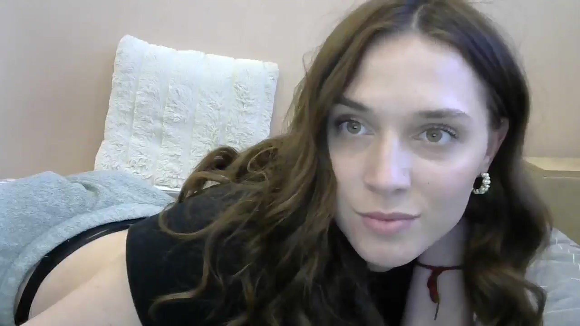 Gallery image thumbnail from HaleyReed's myfreecams stream on, 05/24/2024, 15:16 image 13 of 20