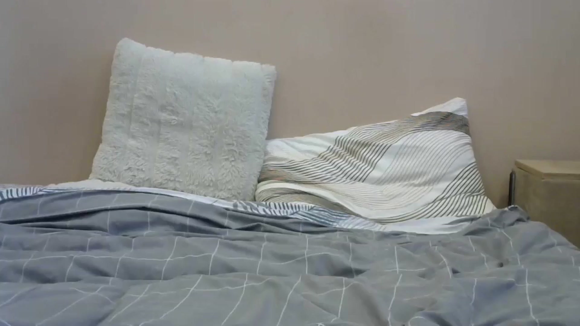 Gallery image thumbnail from HaleyReed's myfreecams stream on, 05/24/2024, 15:16 image 9 of 20