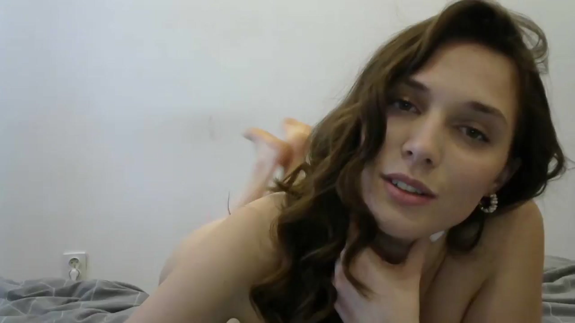 Gallery image thumbnail from HaleyReed's myfreecams stream on, 05/24/2024, 16:07 image 11 of 20