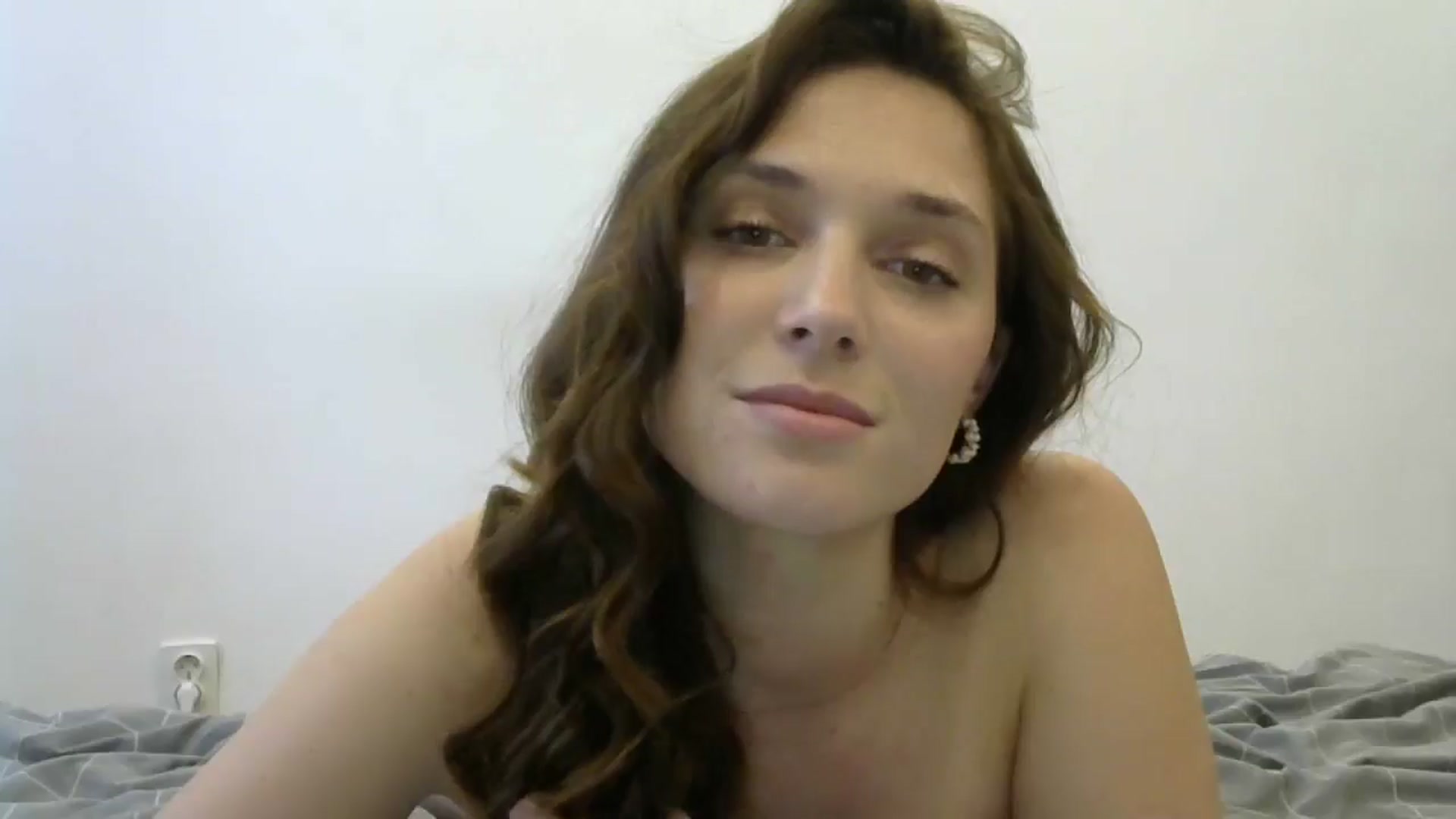 Gallery image thumbnail from HaleyReed's myfreecams stream on, 05/24/2024, 16:07 image 13 of 20