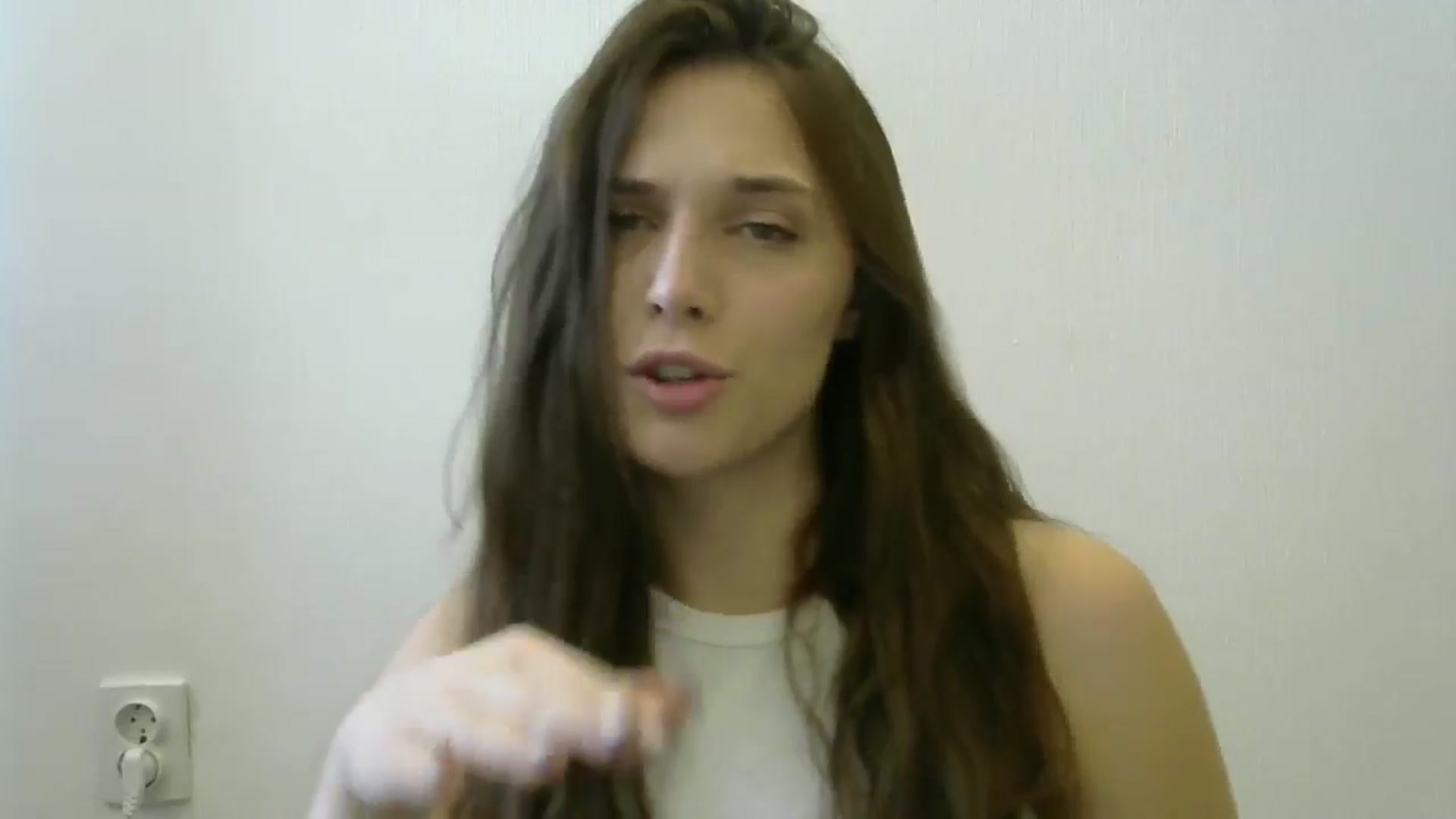 Gallery image thumbnail from HaleyReed's myfreecams stream on, 05/27/2024, 10:14 image 3 of 20