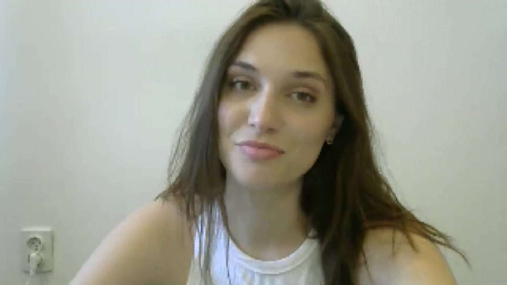 Gallery image thumbnail from HaleyReed's myfreecams stream on, 05/27/2024, 14:31 image 3 of 20
