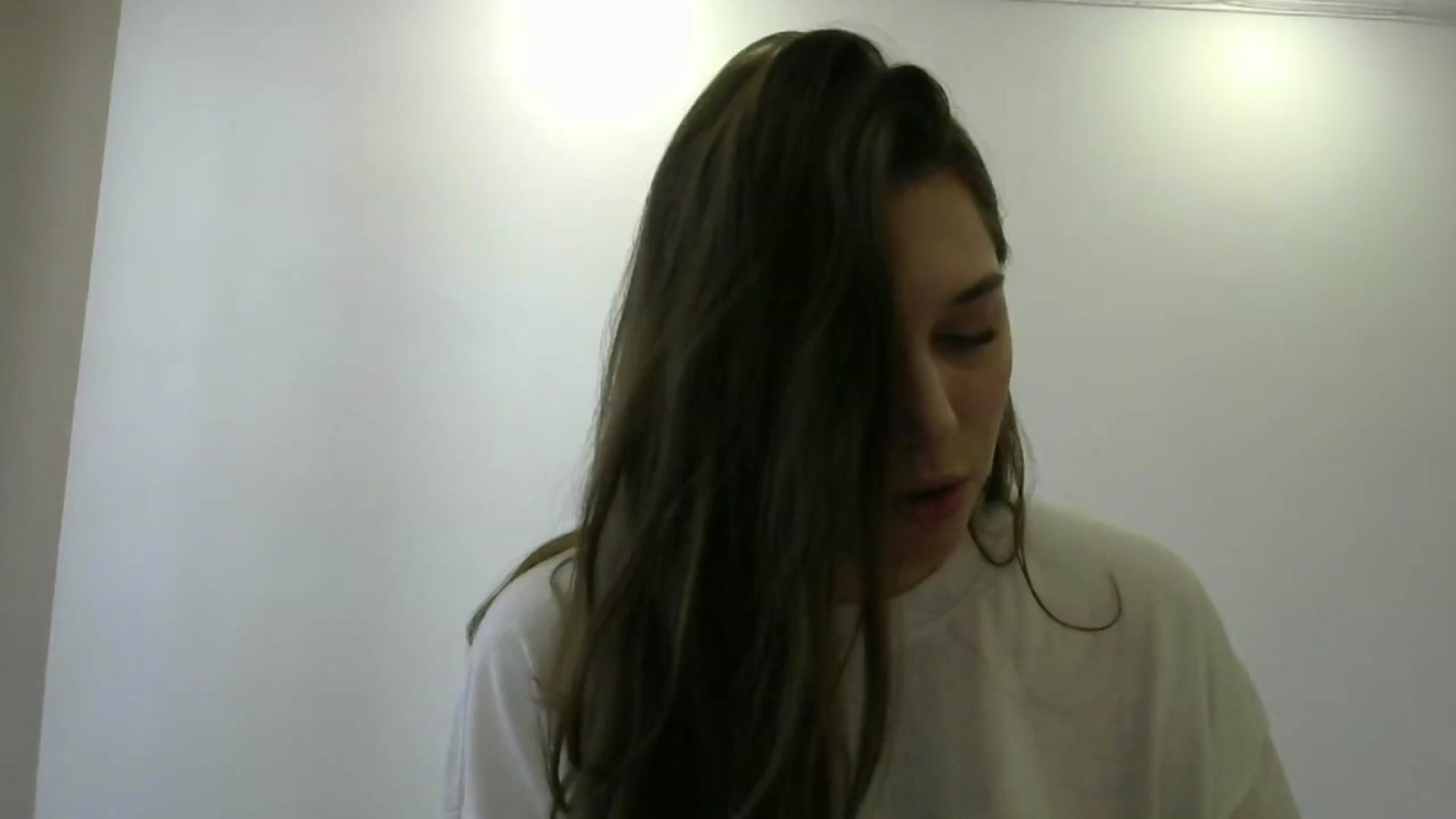 Gallery image thumbnail from HaleyReed's myfreecams stream on, 05/28/2024, 10:13 image 2 of 20