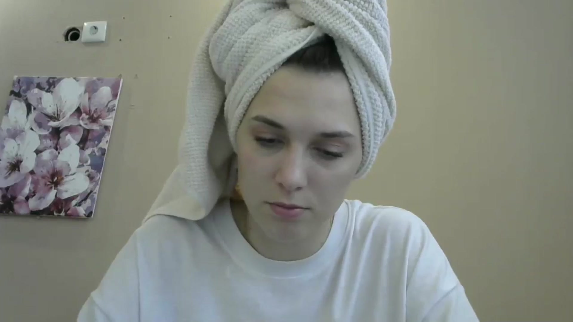 Gallery image thumbnail from HaleyReed's myfreecams stream on, 05/28/2024, 11:26 image 5 of 20