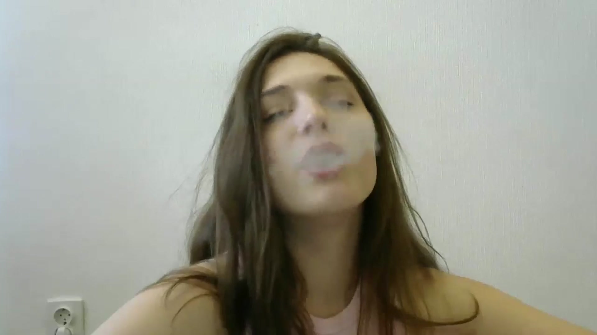 Gallery image thumbnail from HaleyReed's myfreecams stream on, 05/29/2024, 11:35 image 8 of 20