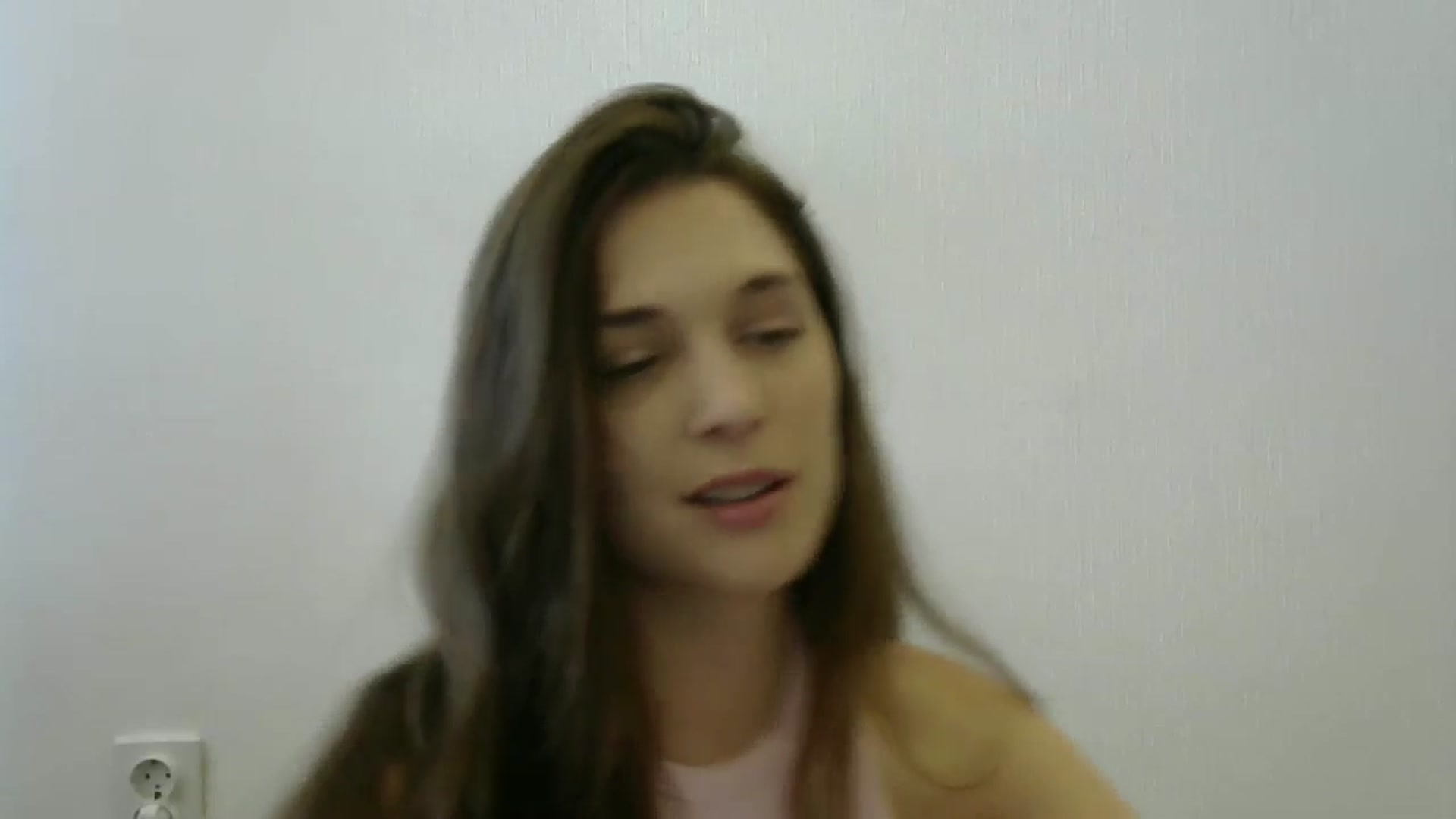 Gallery image thumbnail from HaleyReed's myfreecams stream on, 05/29/2024, 11:35 image 6 of 20