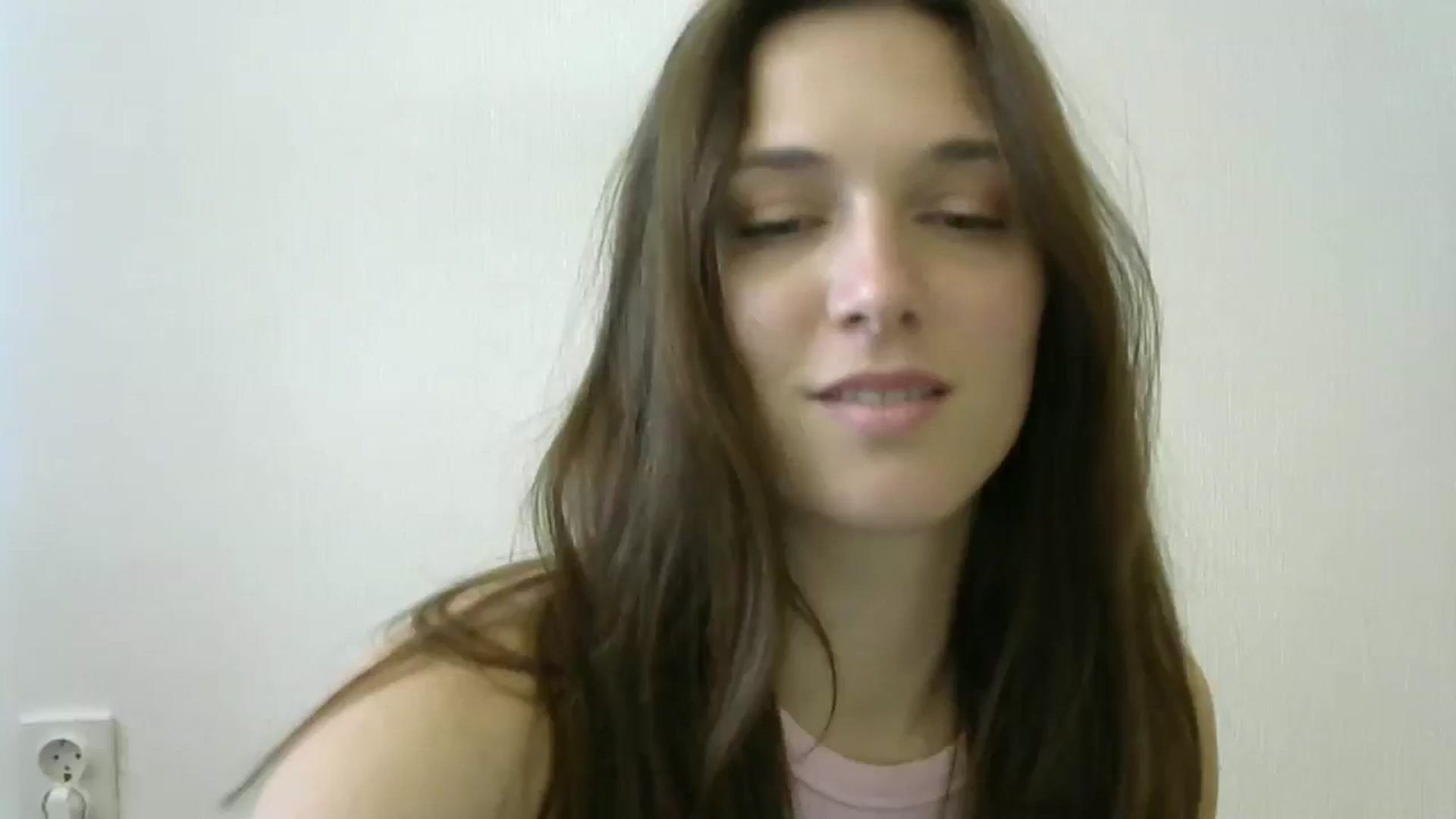Gallery image thumbnail from HaleyReed's myfreecams stream on, 05/29/2024, 14:40 image 14 of 20