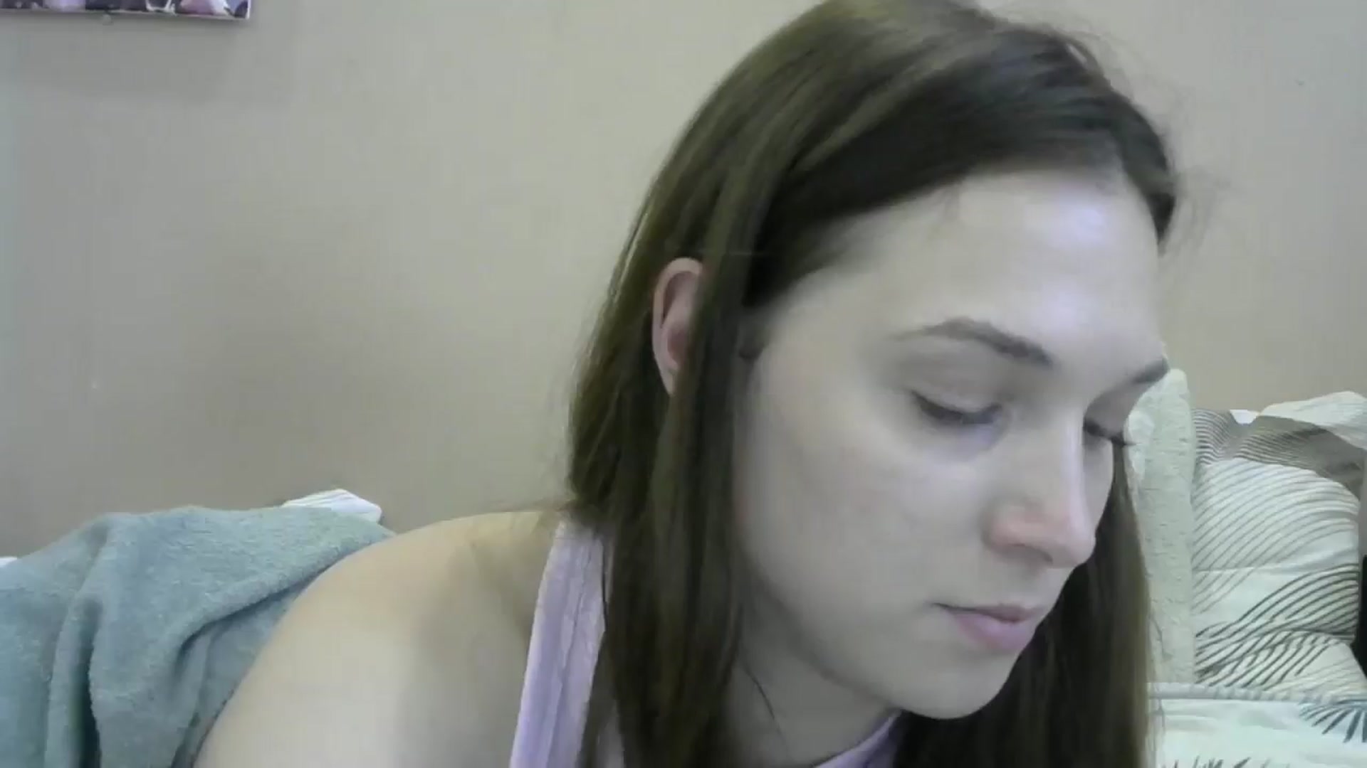 Gallery image thumbnail from HaleyReed's myfreecams stream on, 05/29/2024, 15:38 image 15 of 20